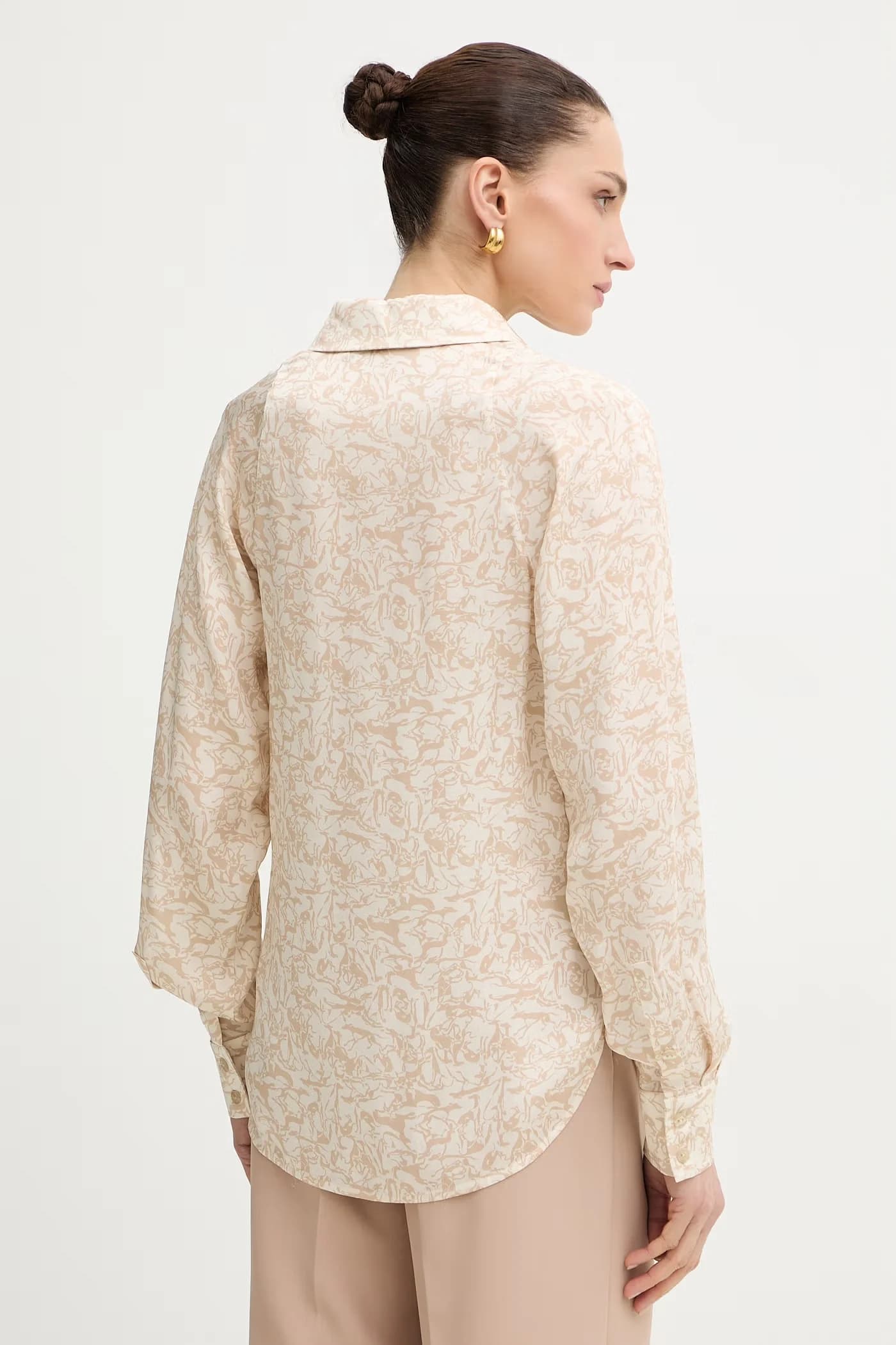 Женская рубашка из вискозы - фото 3