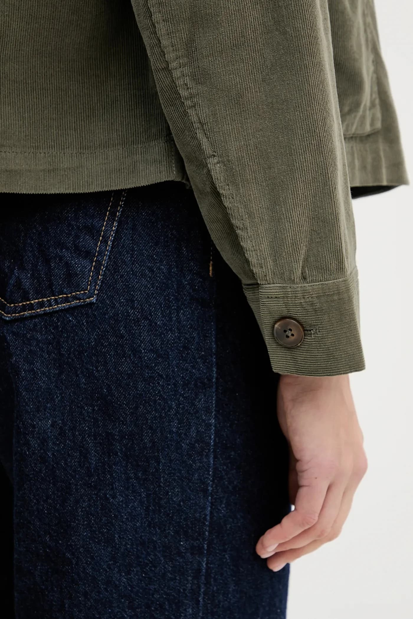 Вельветовая рубашка - фото 5