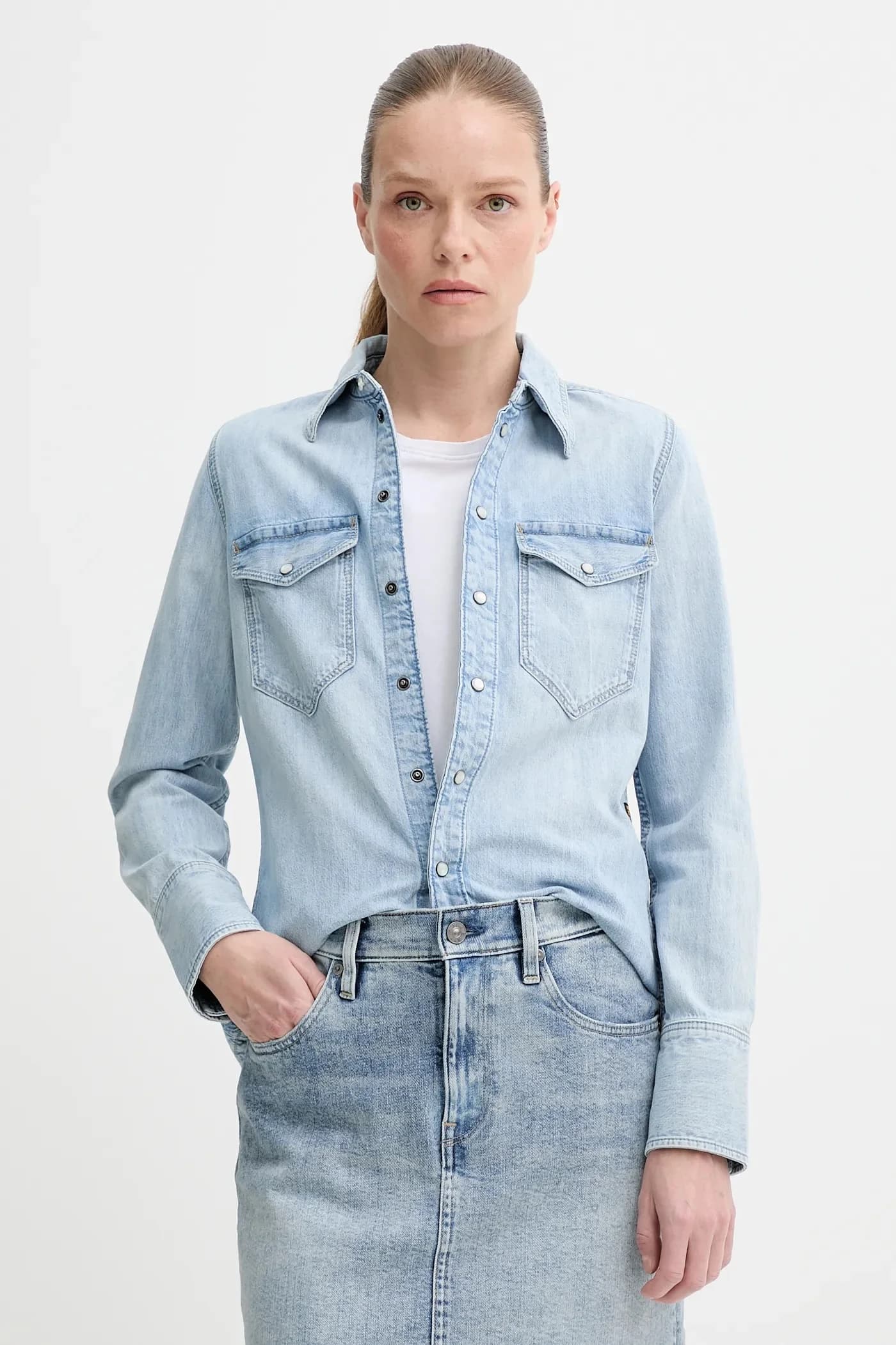 Джинсовая рубашка