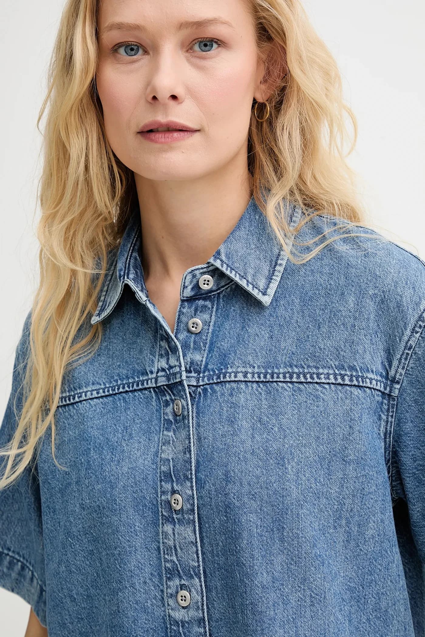 Джинсовая рубашка - фото 4