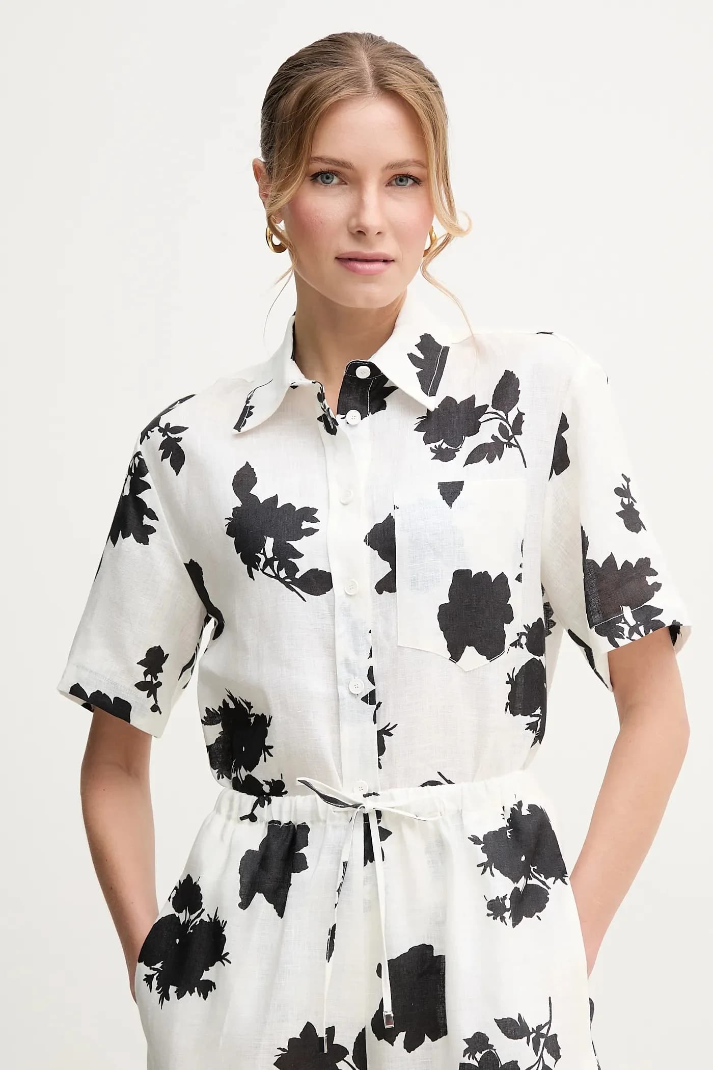 Льняная рубашка