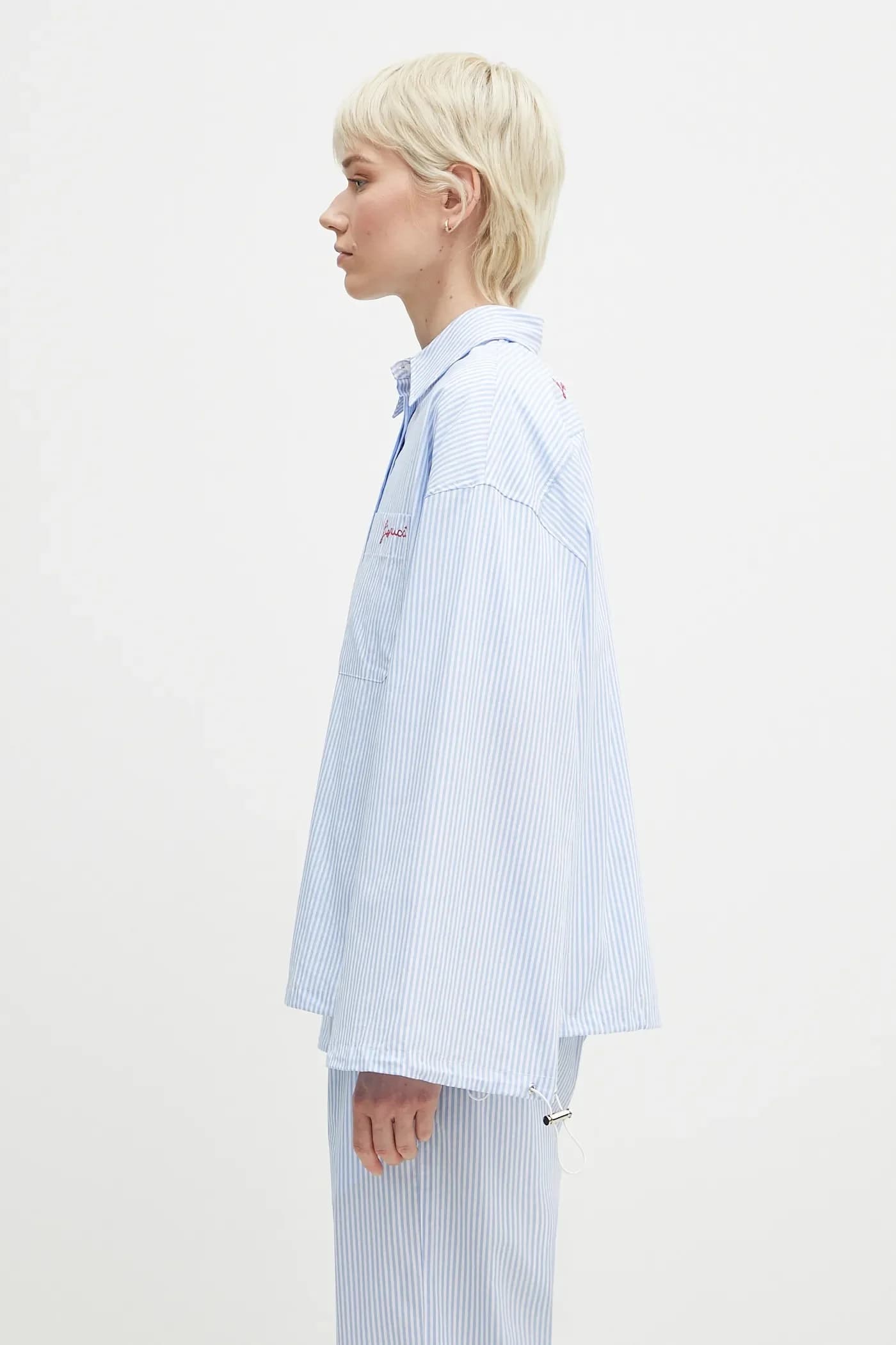 Рубашка на шнурке с вышивкой в ​​хлопковую полоску - фото 2