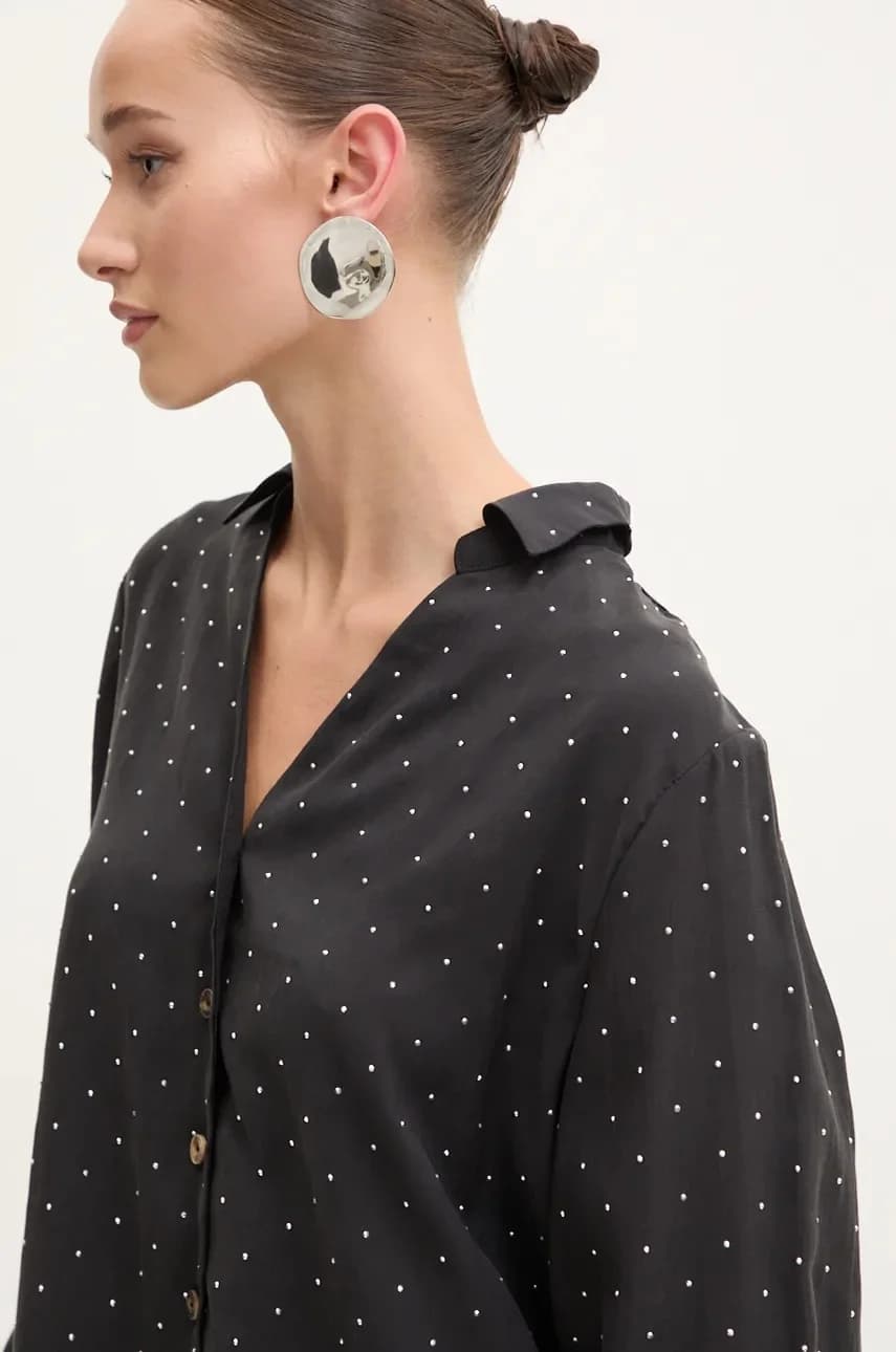 Никогда полностью не одетая рубашка Майли - фото 4