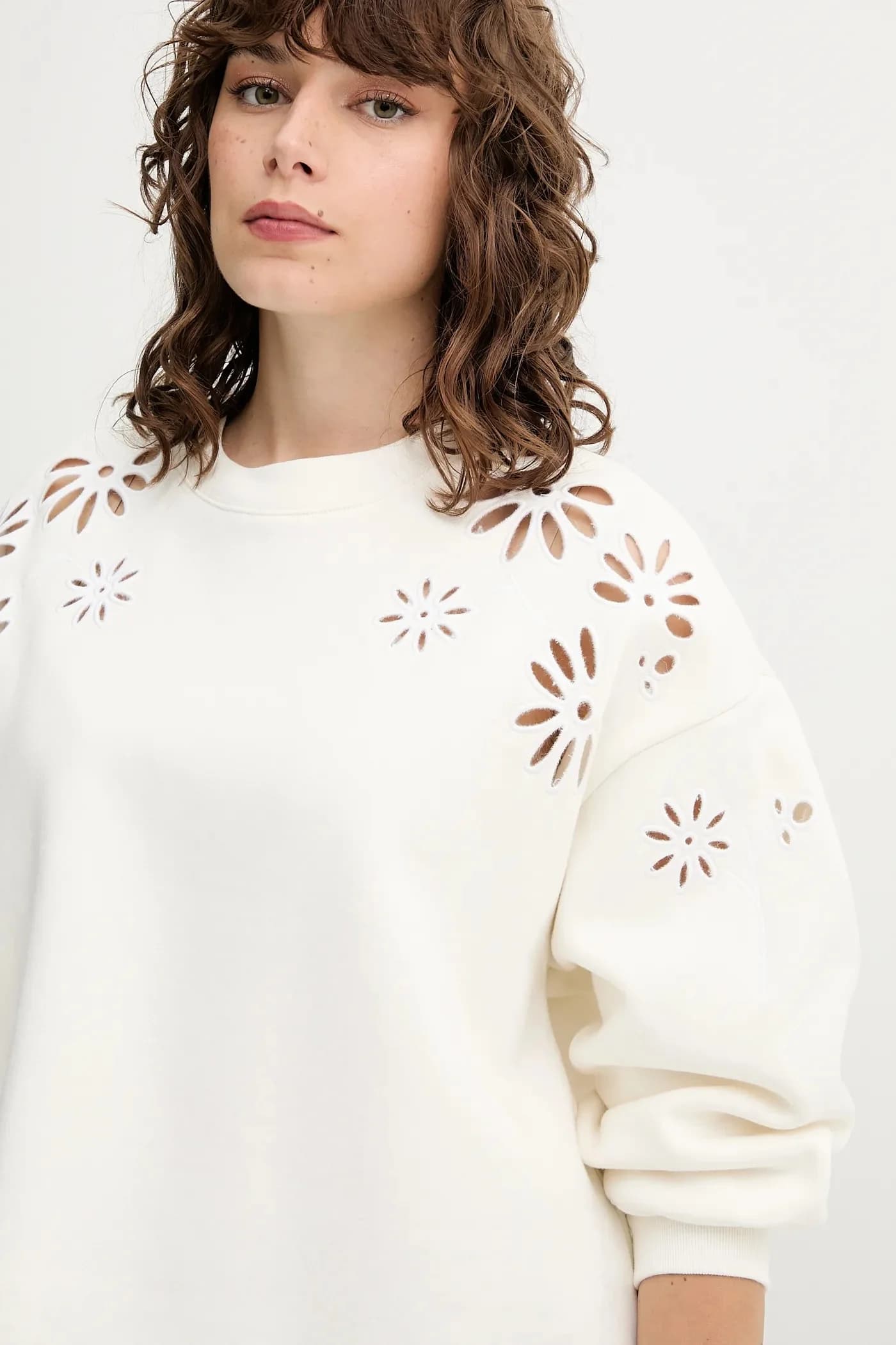 Толстовка LEO RAW CUT CREW - фото 4