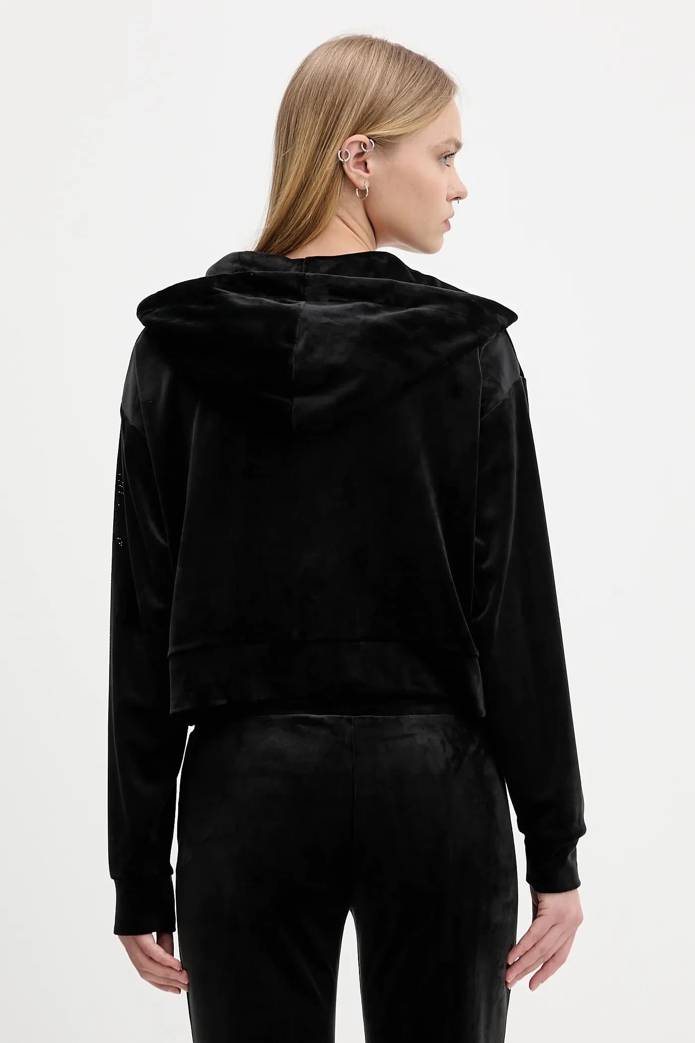 Велюровая толстовка - фото 3