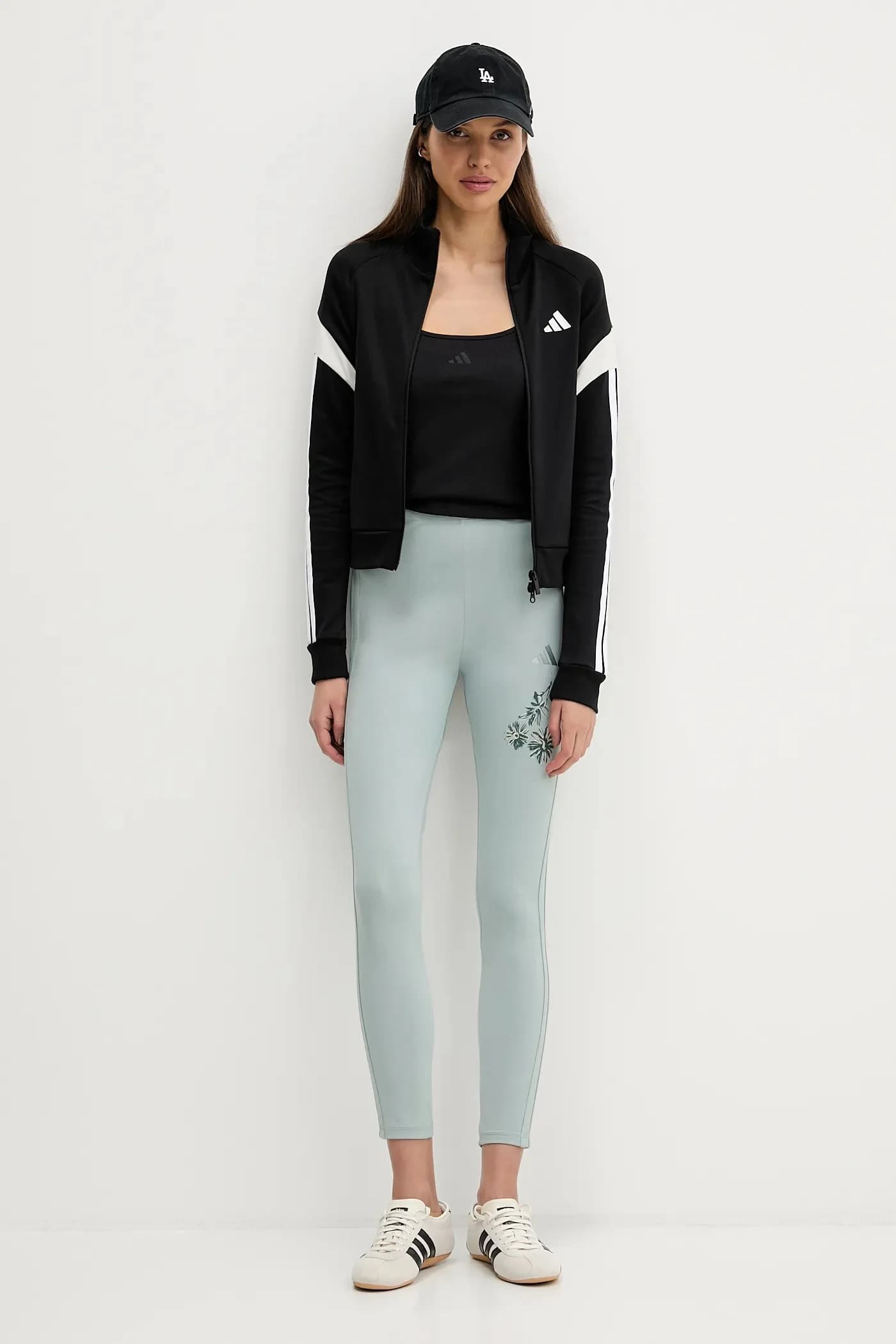 Толстовка The House of Tiro - фото 2