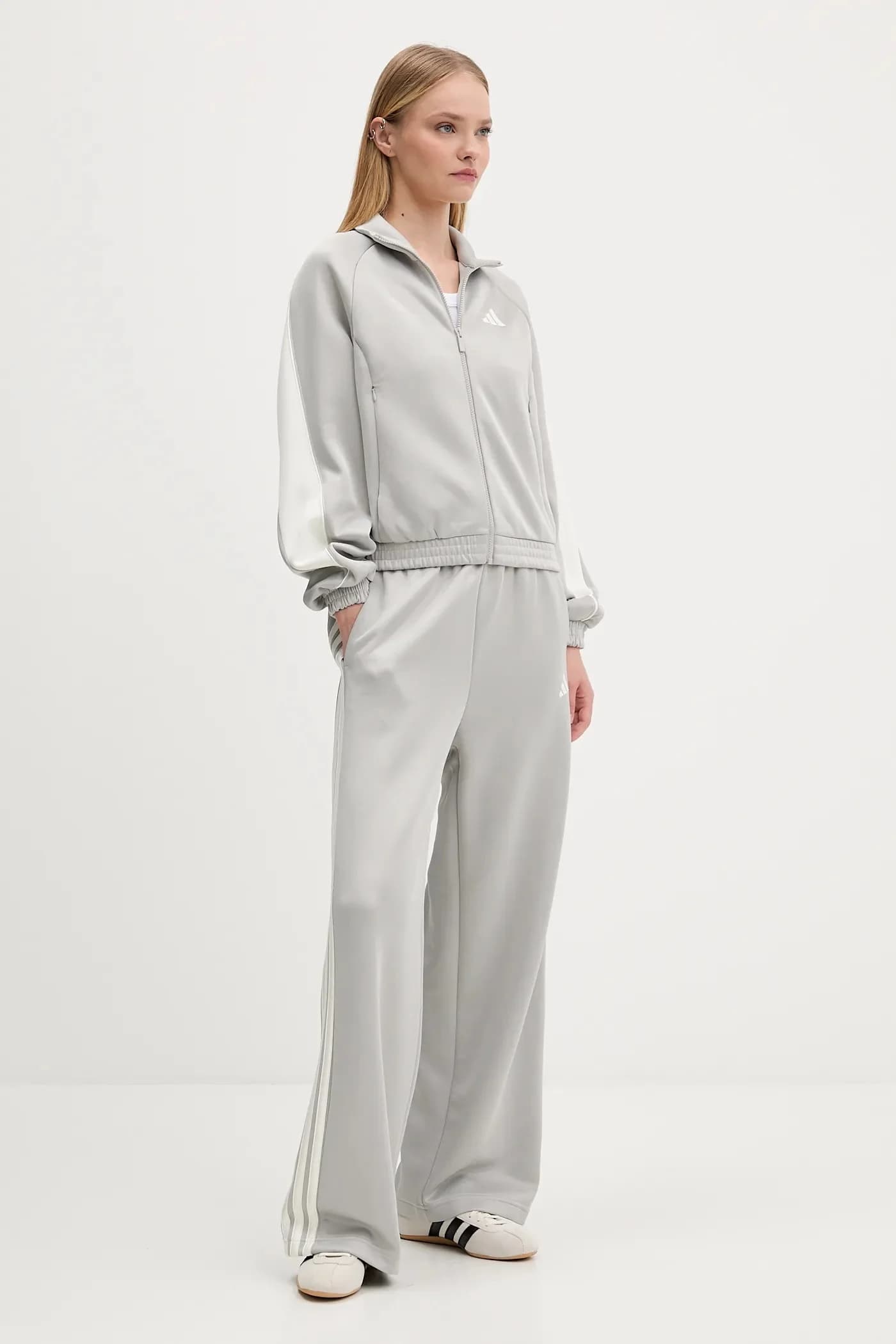 Толстовка стадиона - фото 2