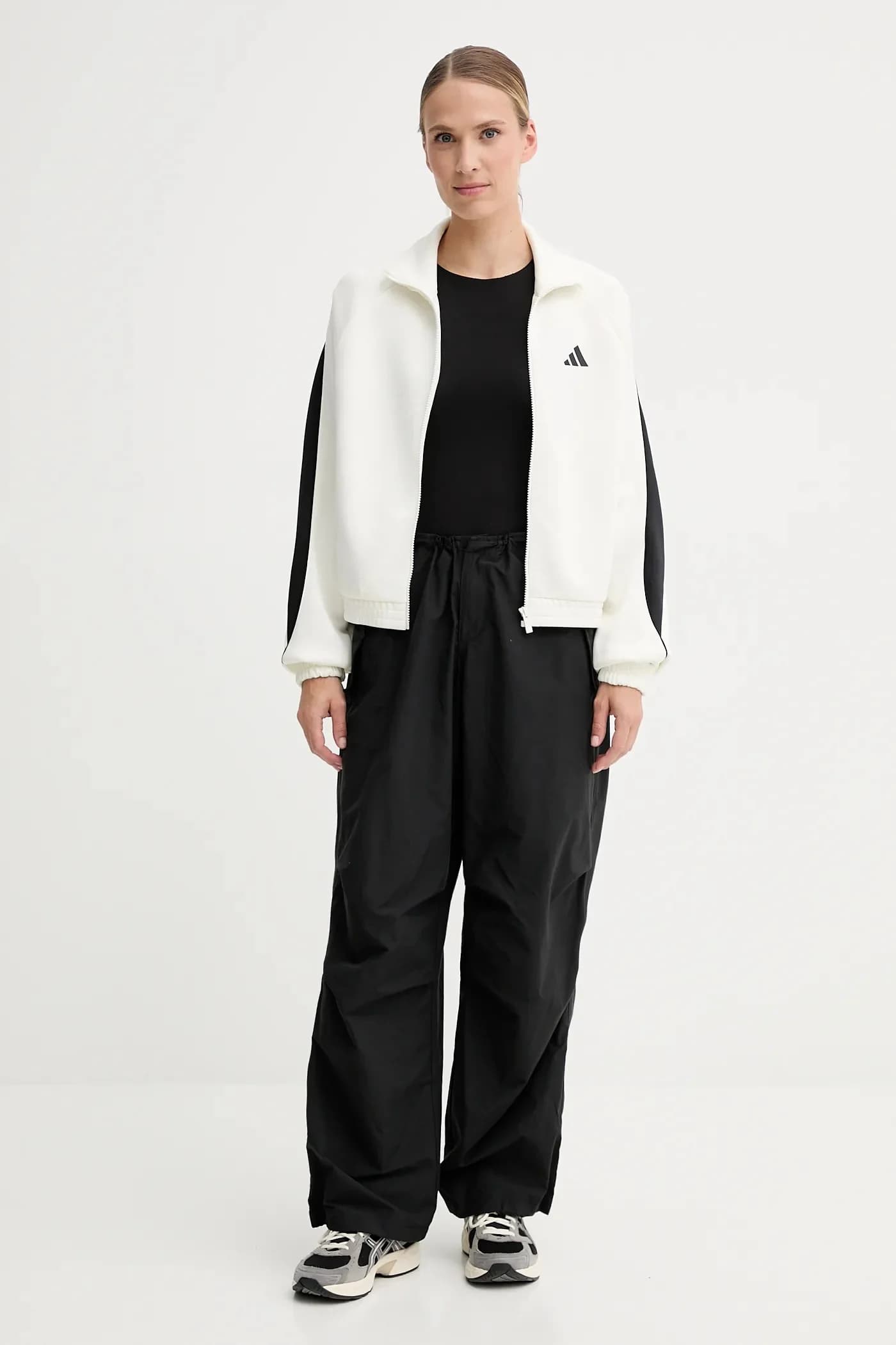 Толстовка стадиона - фото 2