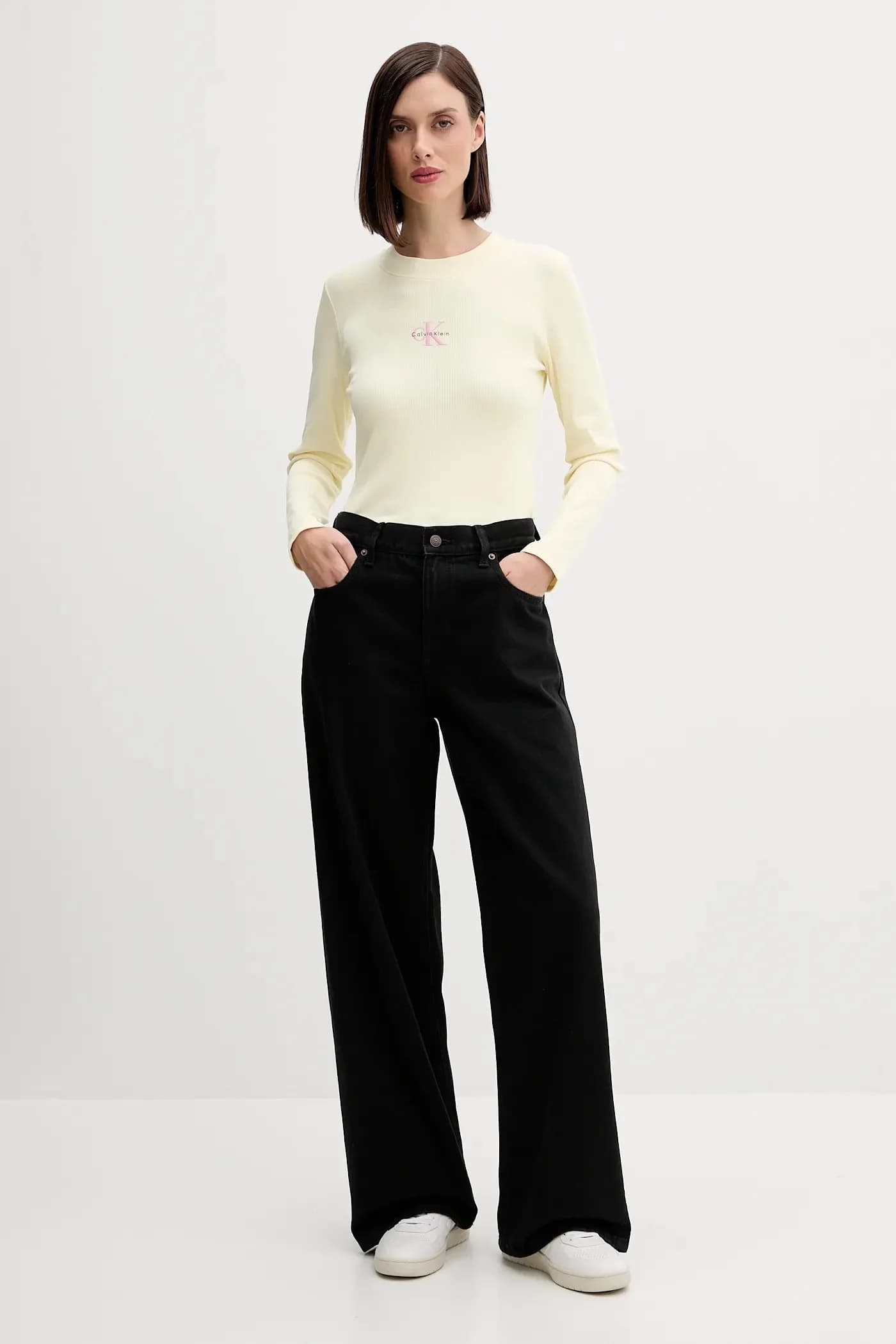 Джинсы - фото 2