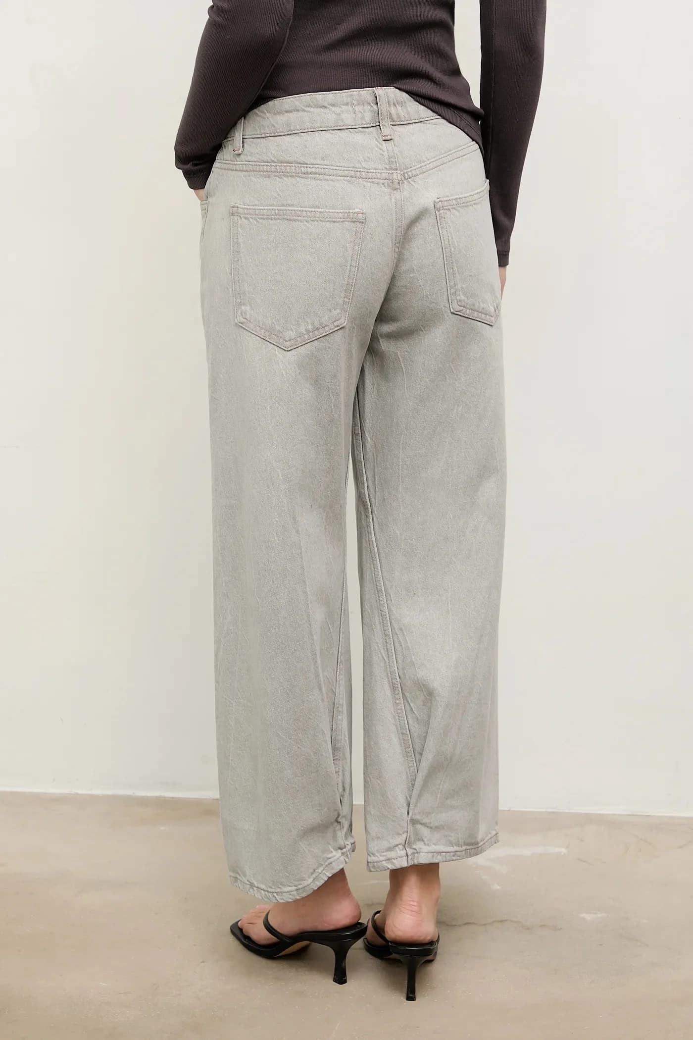 Джинсы - фото 3