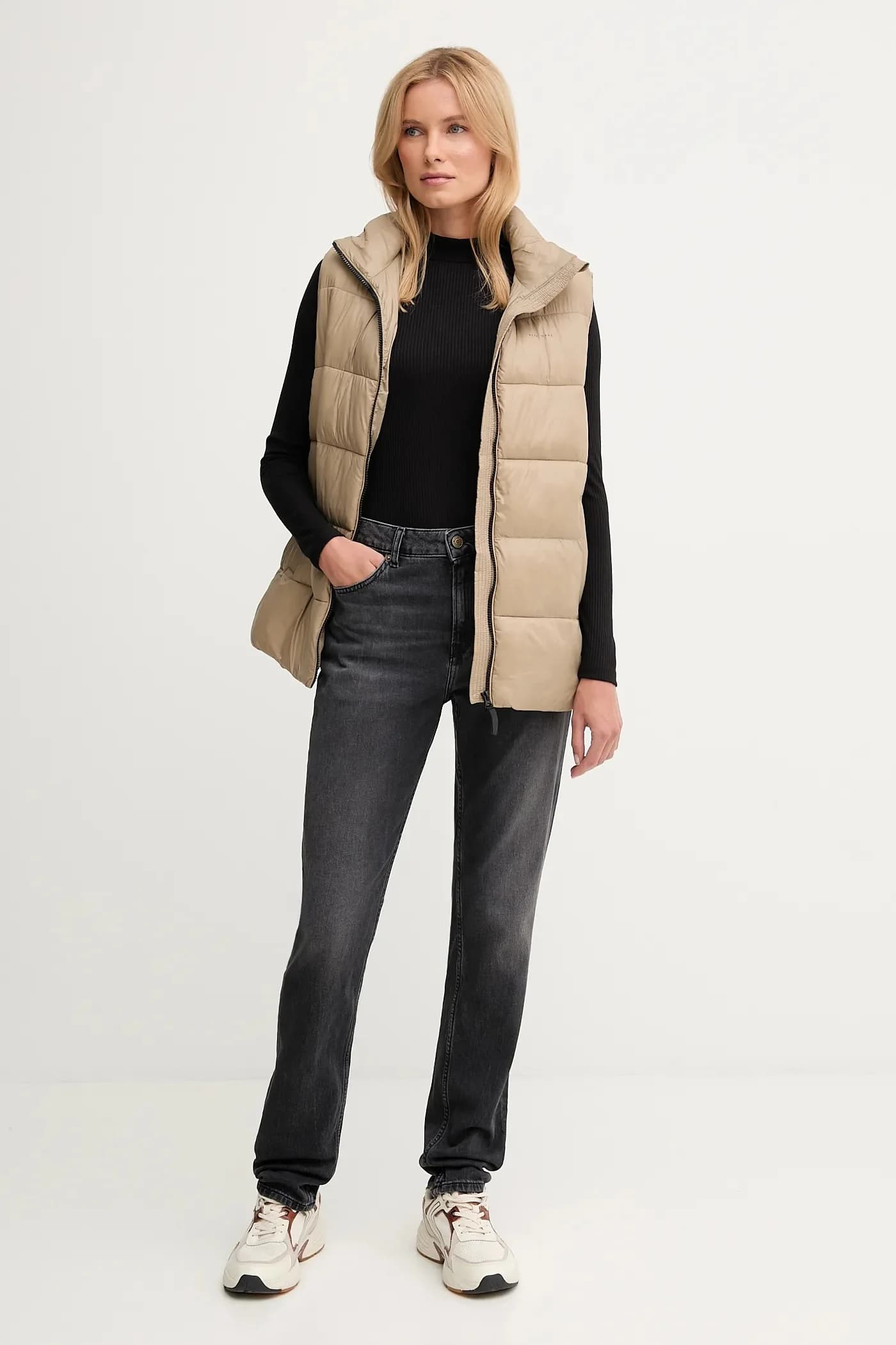 Джинсы - фото 2