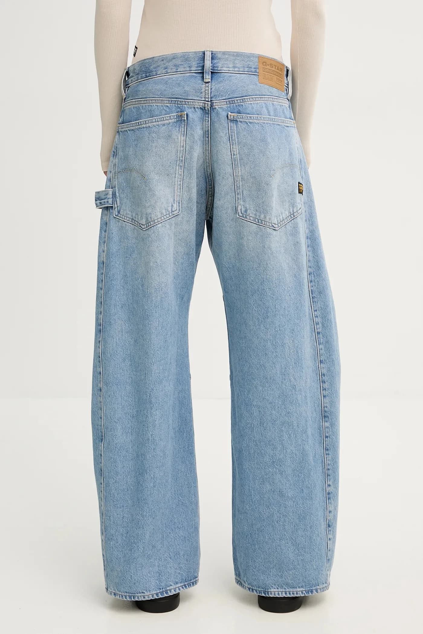 Джинсы - фото 3