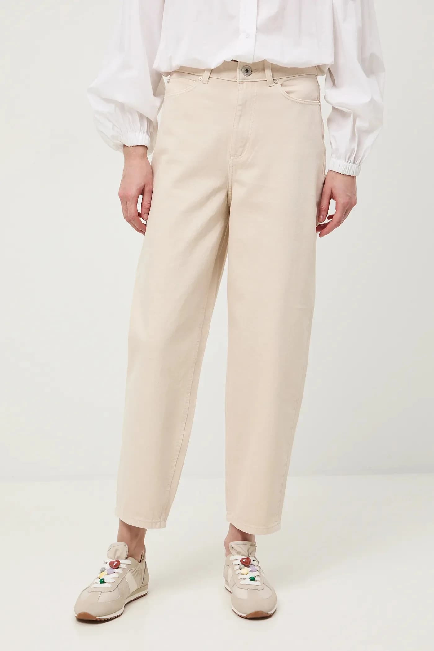 Женские джинсы кроя мамы - фото 2