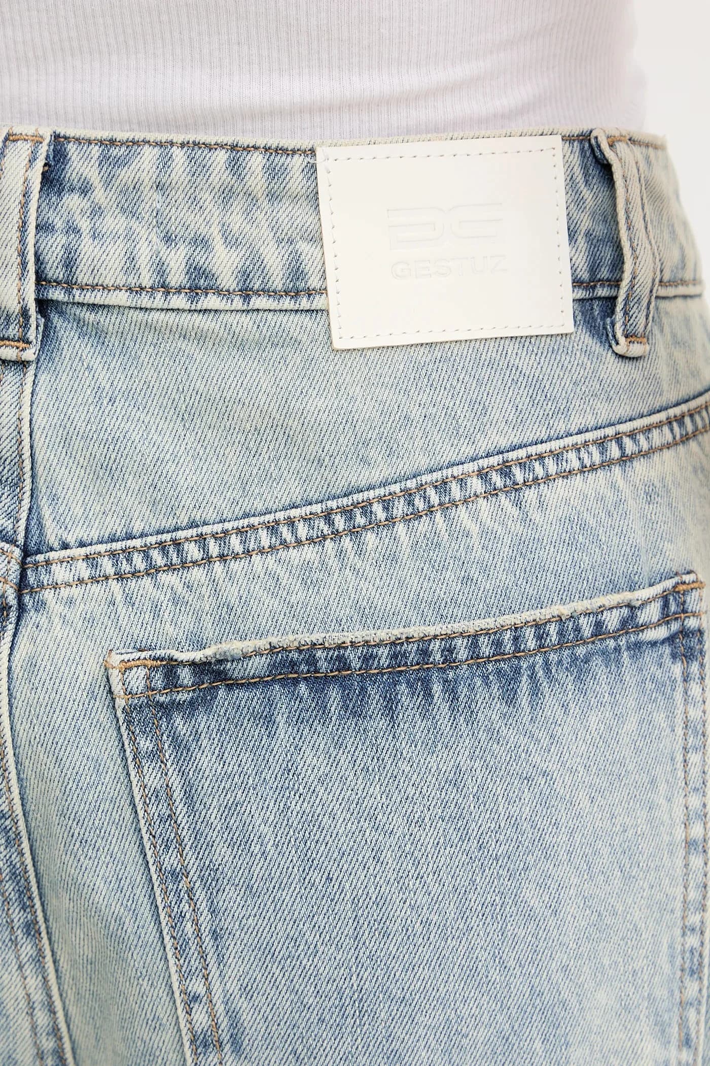 Джинсы - фото 4