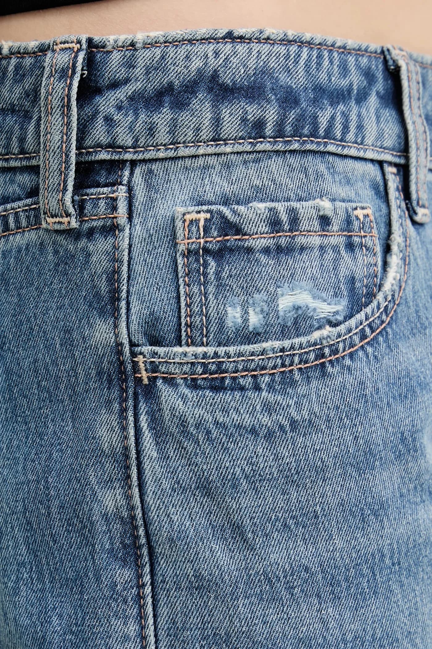 Джинсы - фото 4