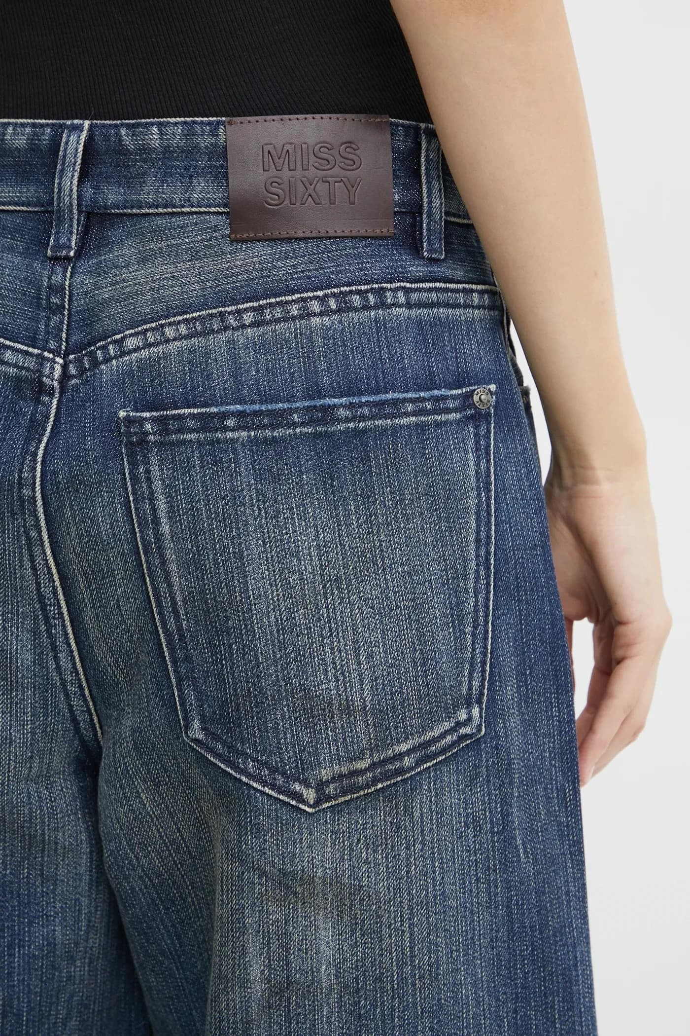 Джинсы - фото 4