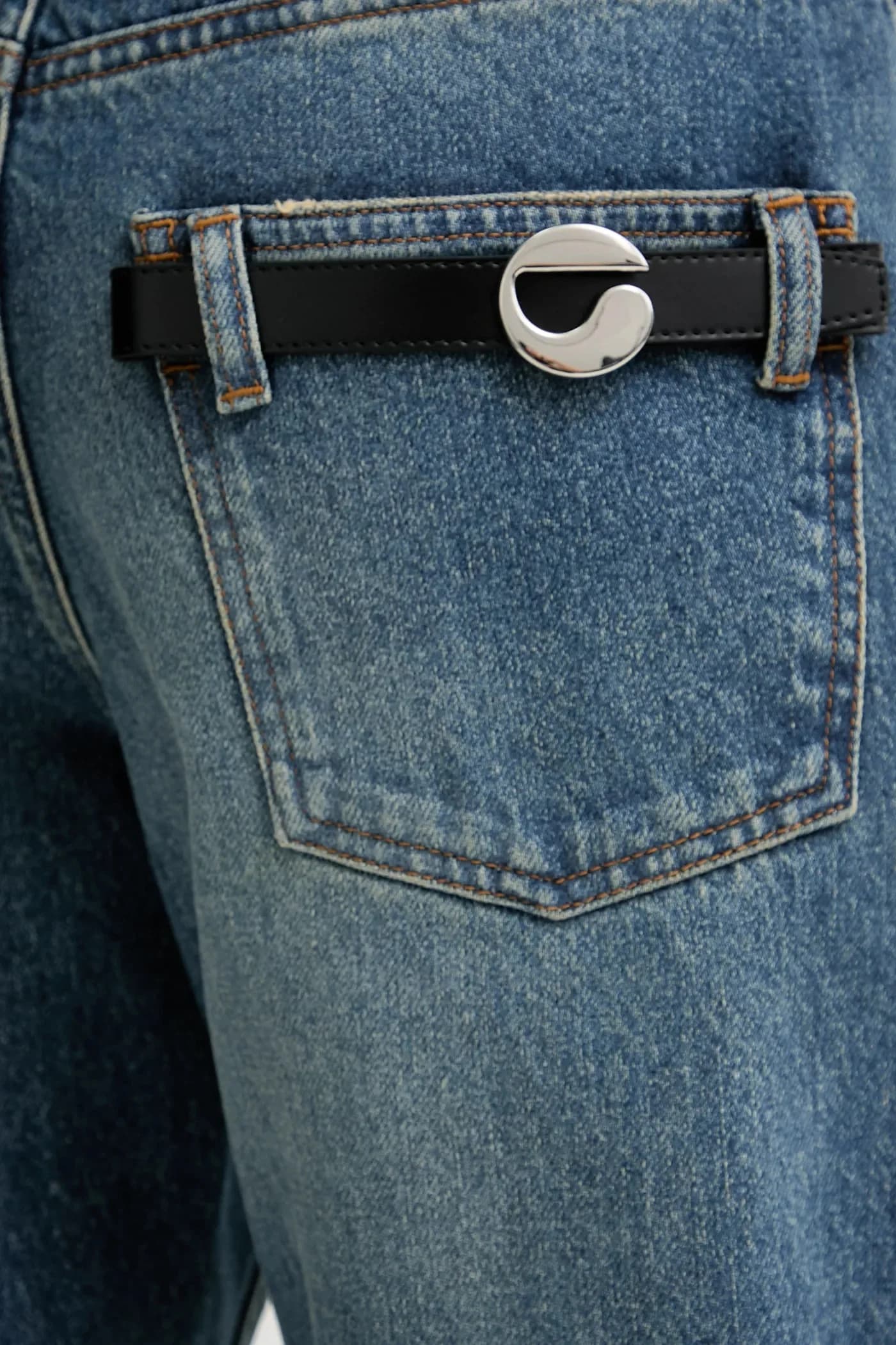 Джинсовые джинсы-бойфренды - фото 4