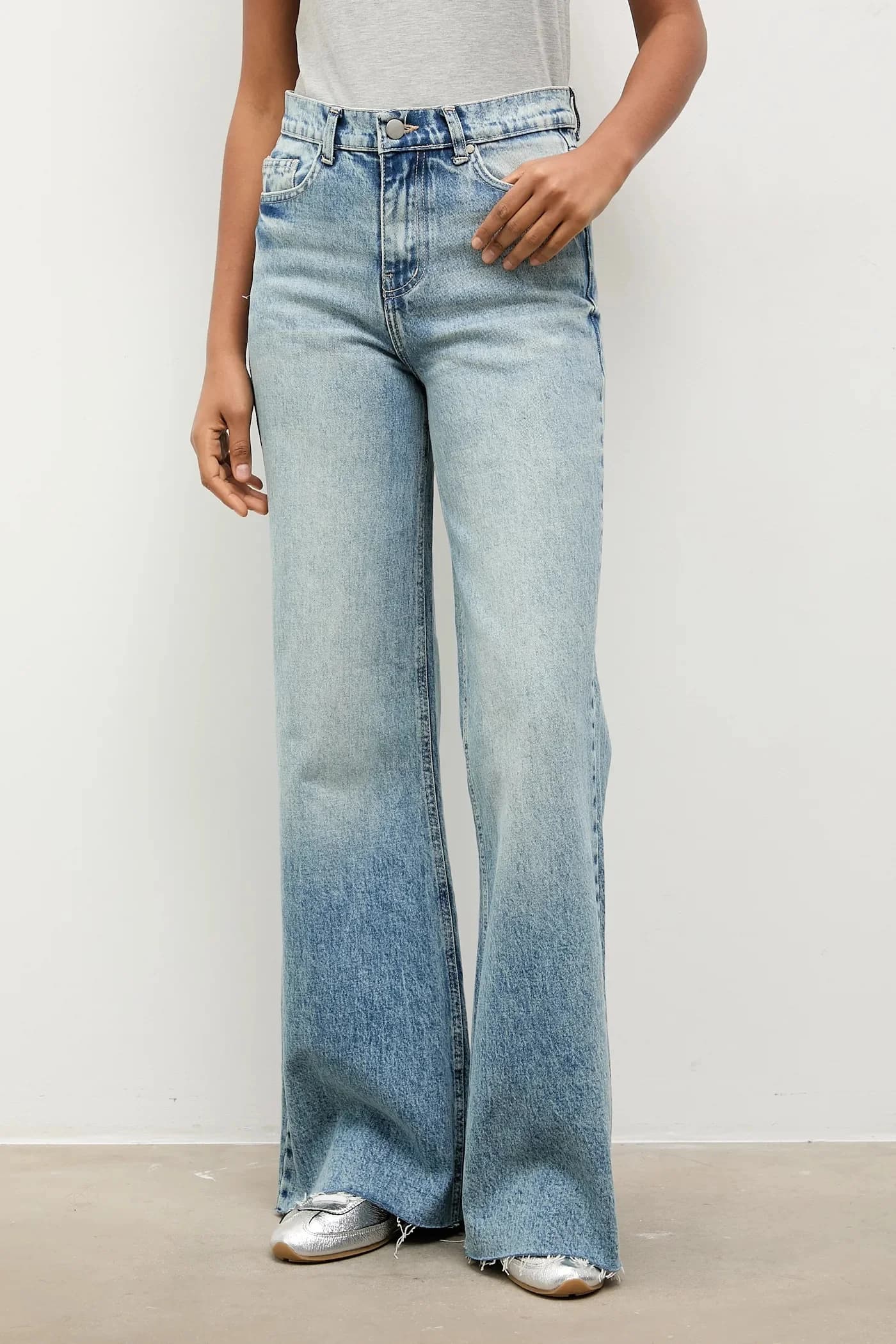 Джинсы - фото 2