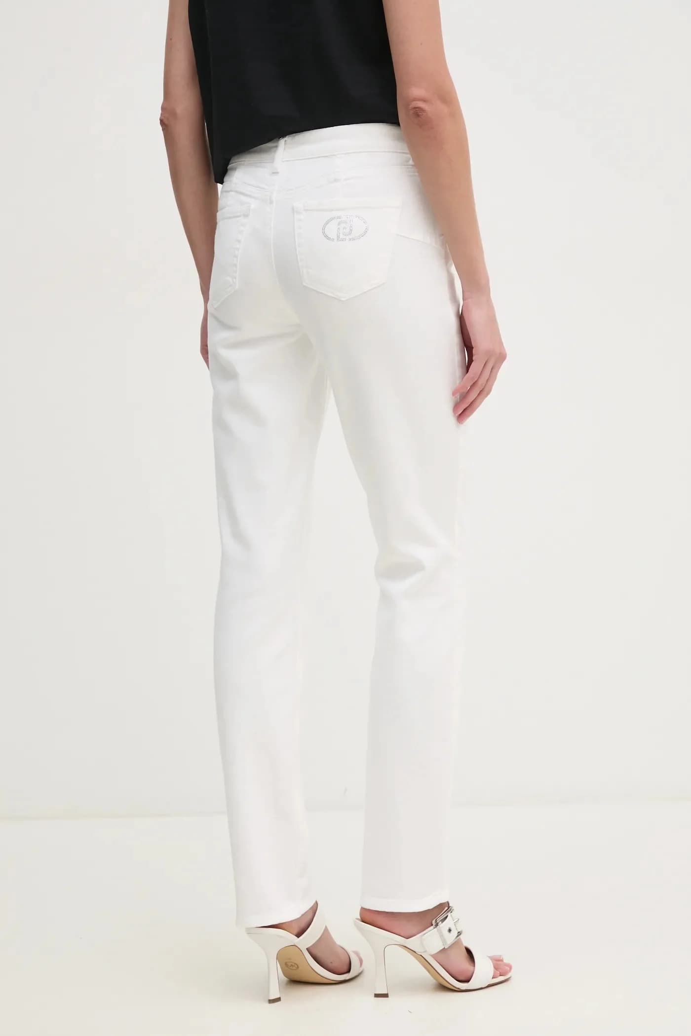 Джинсы - фото 3