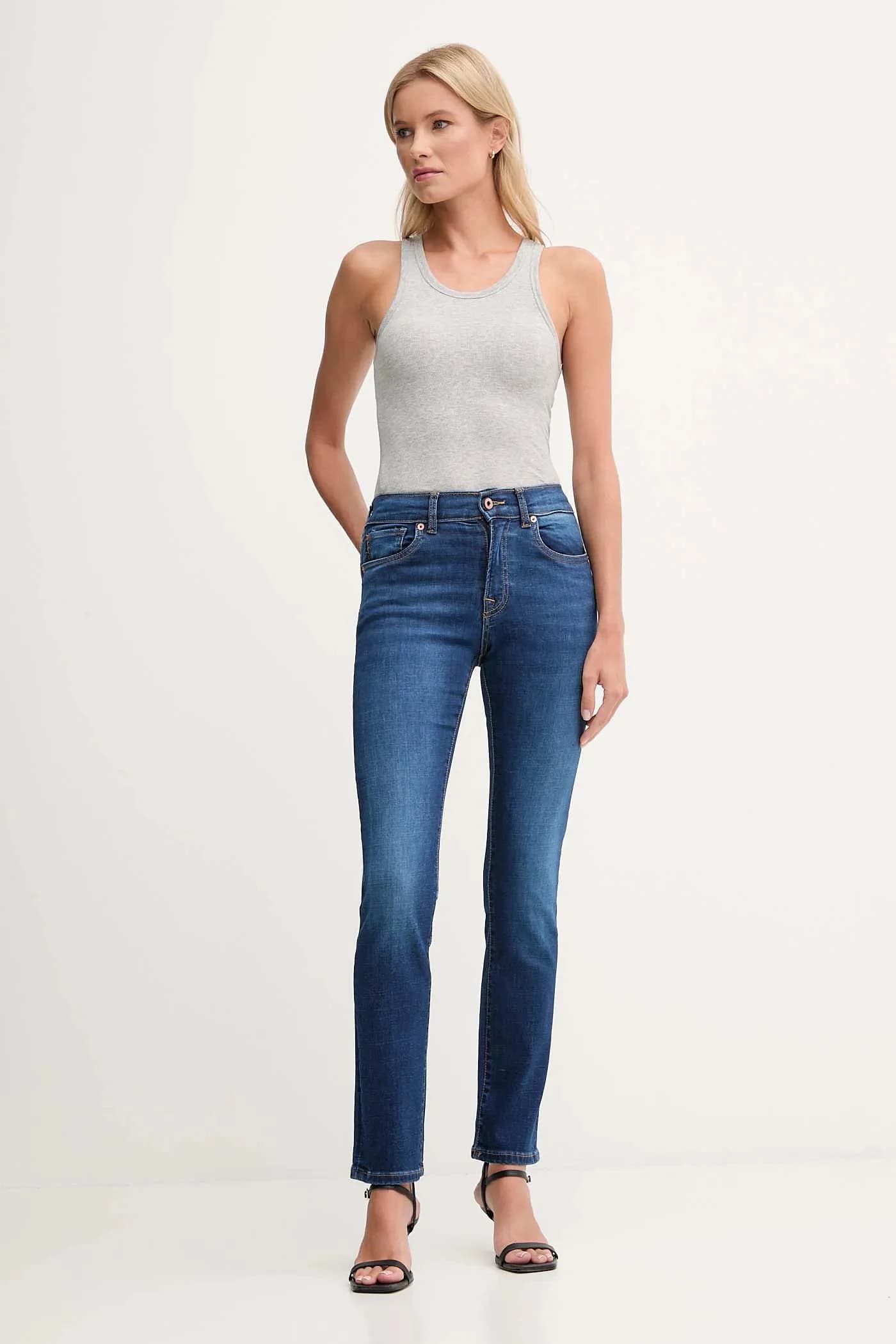 Джинсы - фото 2