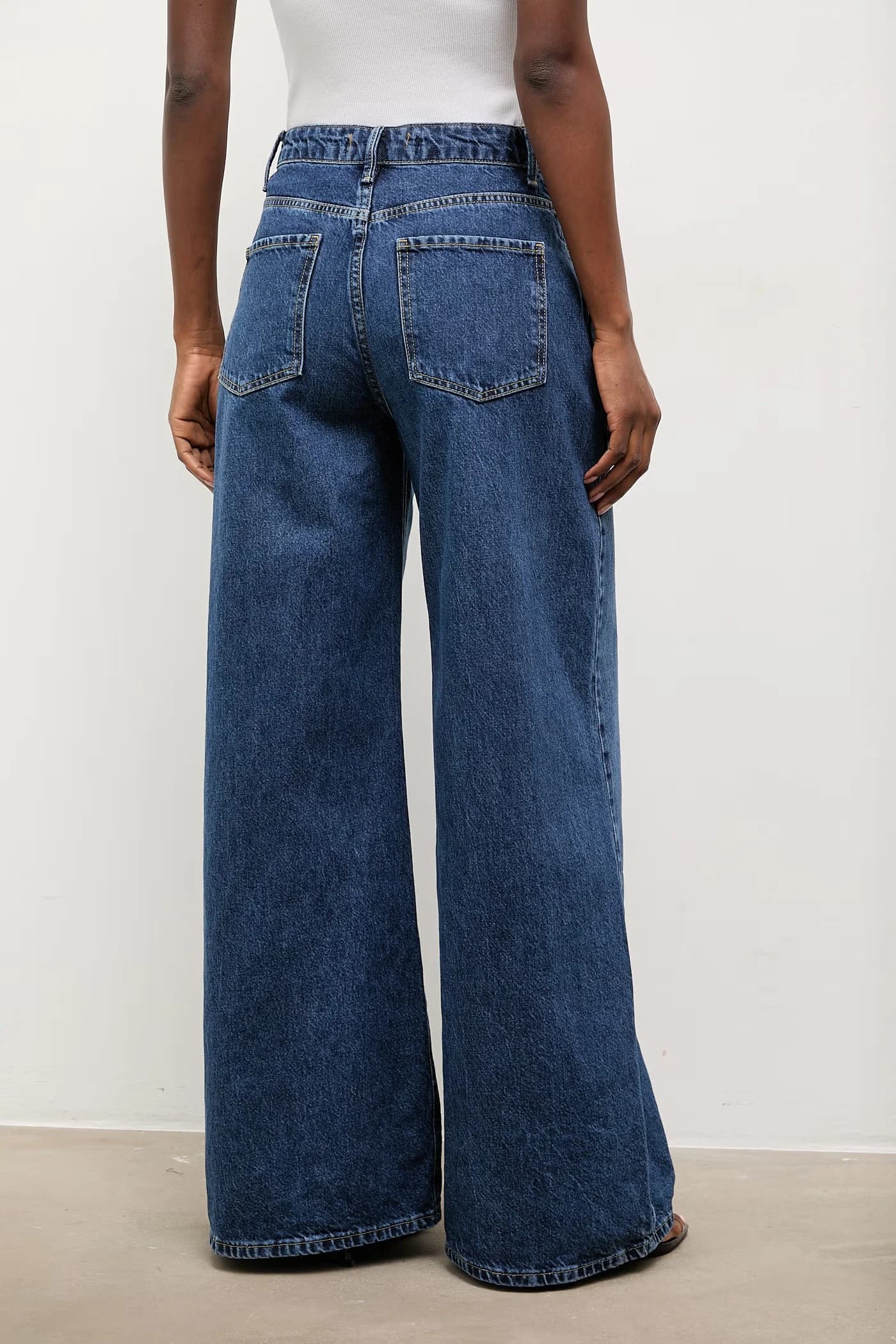 Джинсы - фото 3