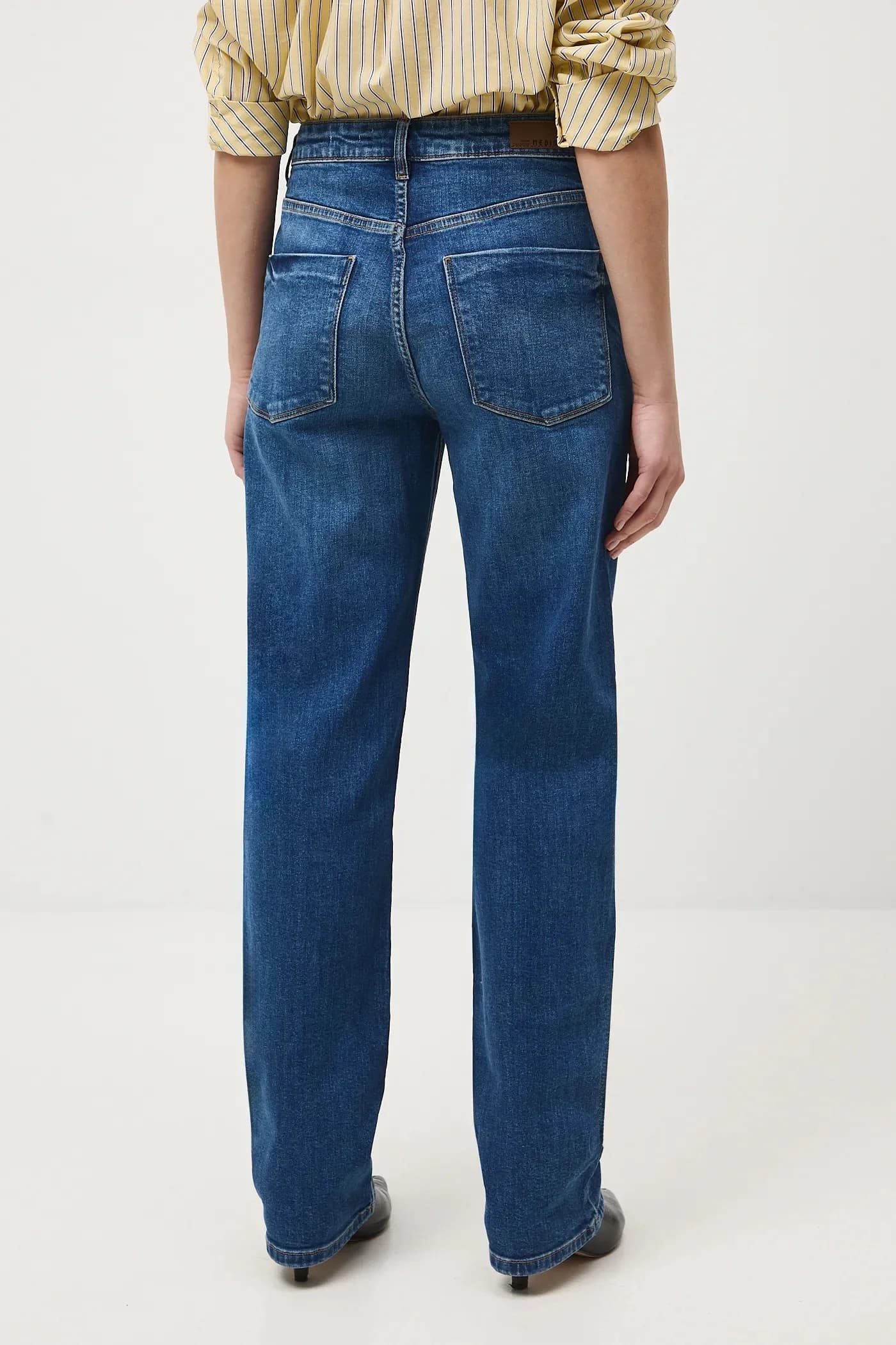 Джинсы - фото 3