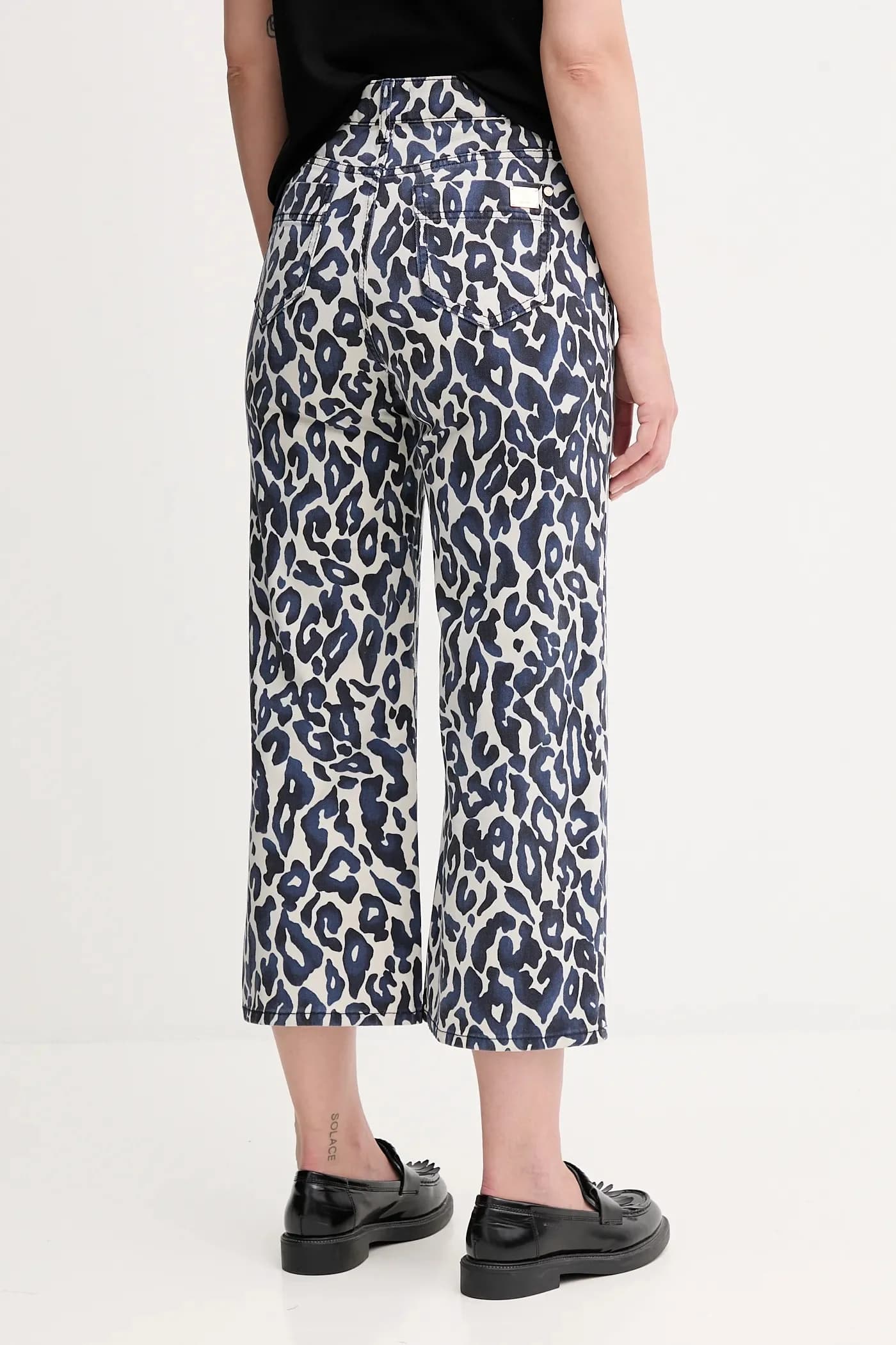 Джинсы - фото 3