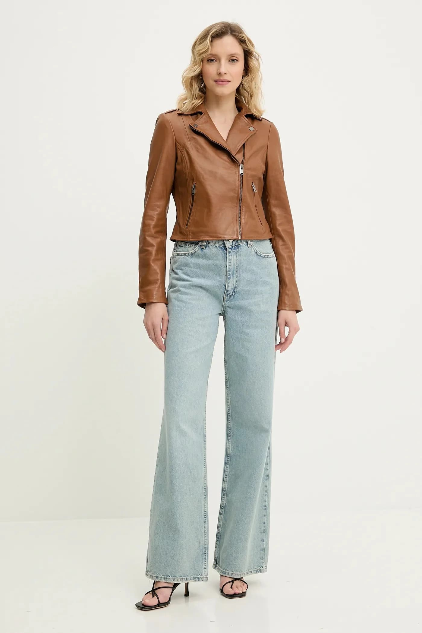 Джинсы - фото 2