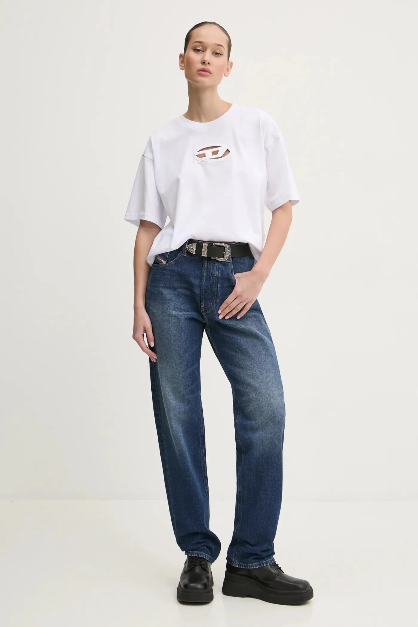 Джинсы - фото 2