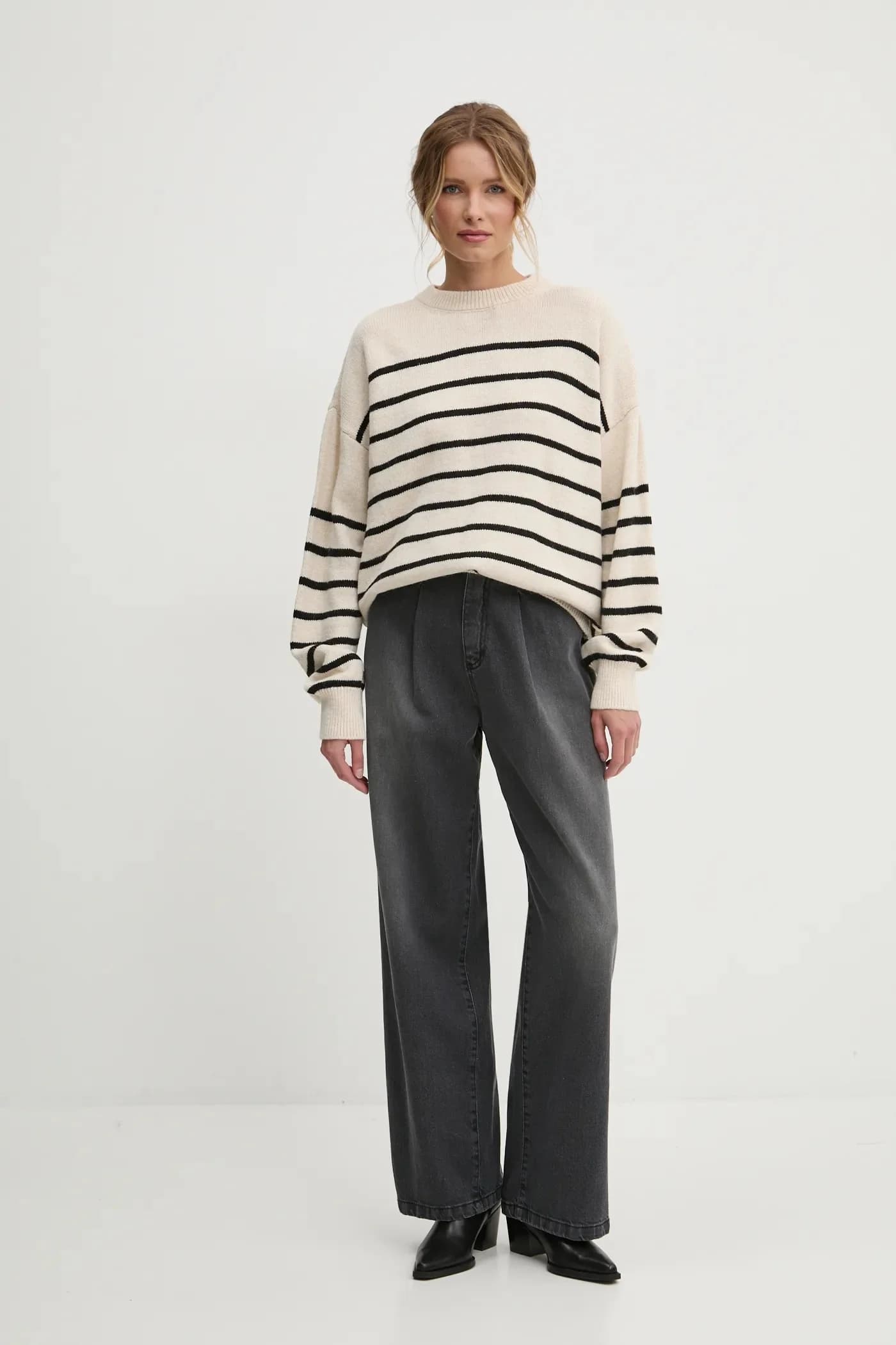 Джинсы - фото 2