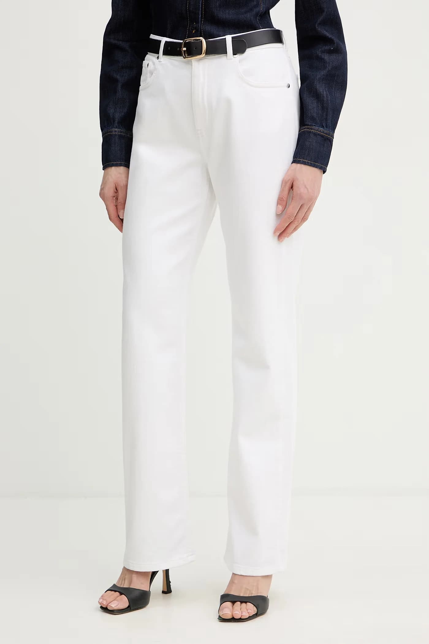 Женские прямые джинсы