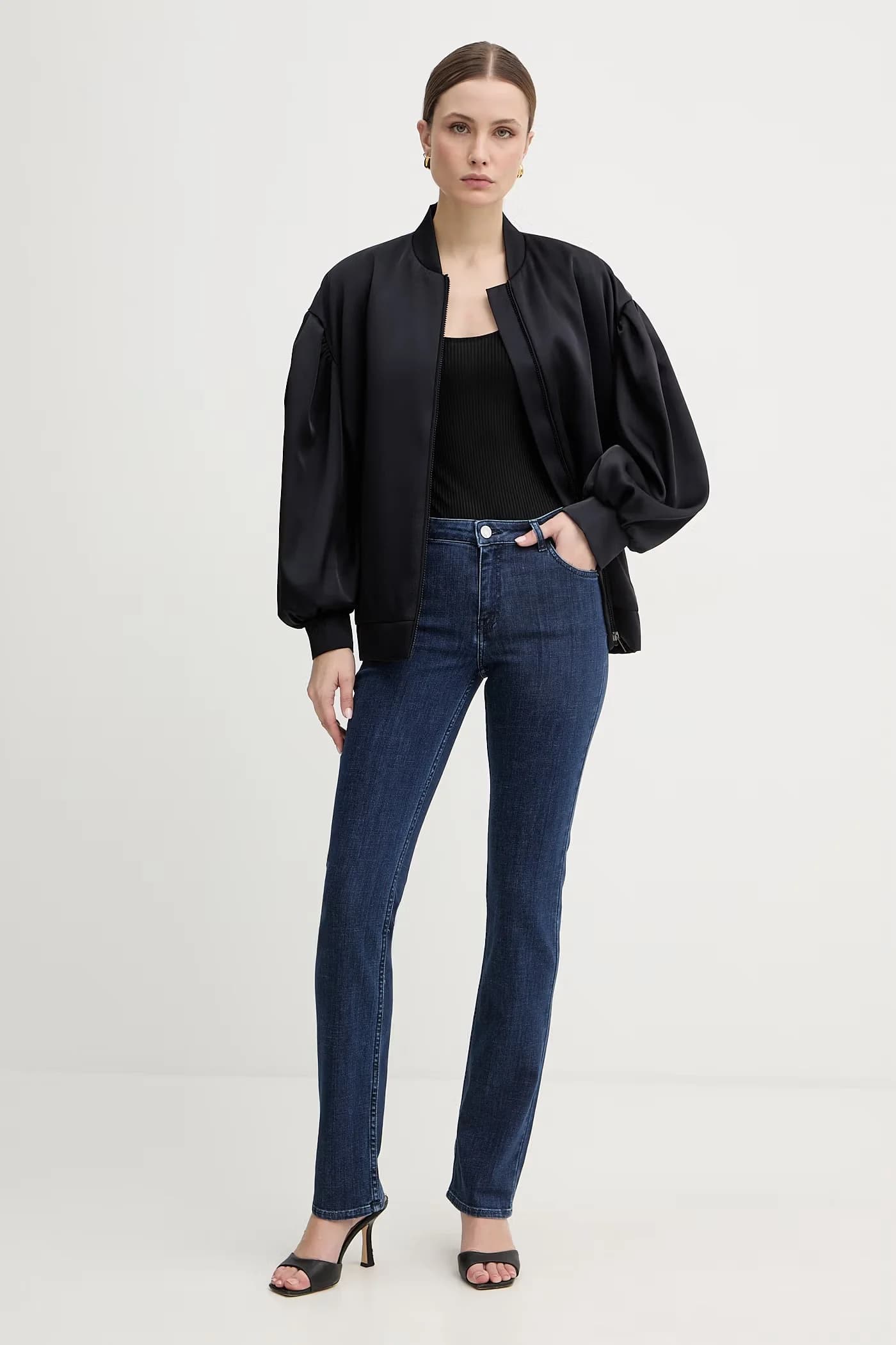 Джинсы - фото 2