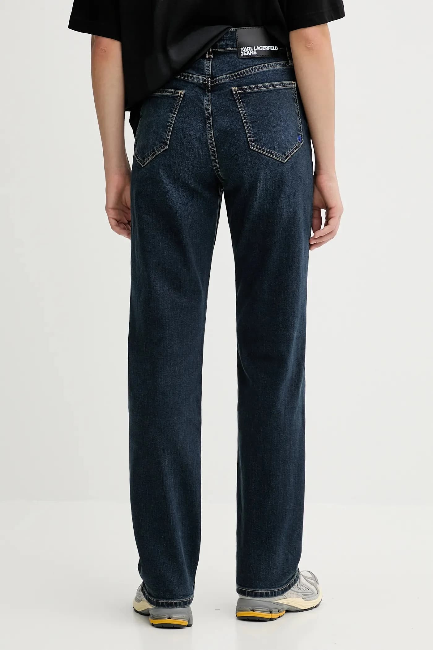 Джинсы - фото 3