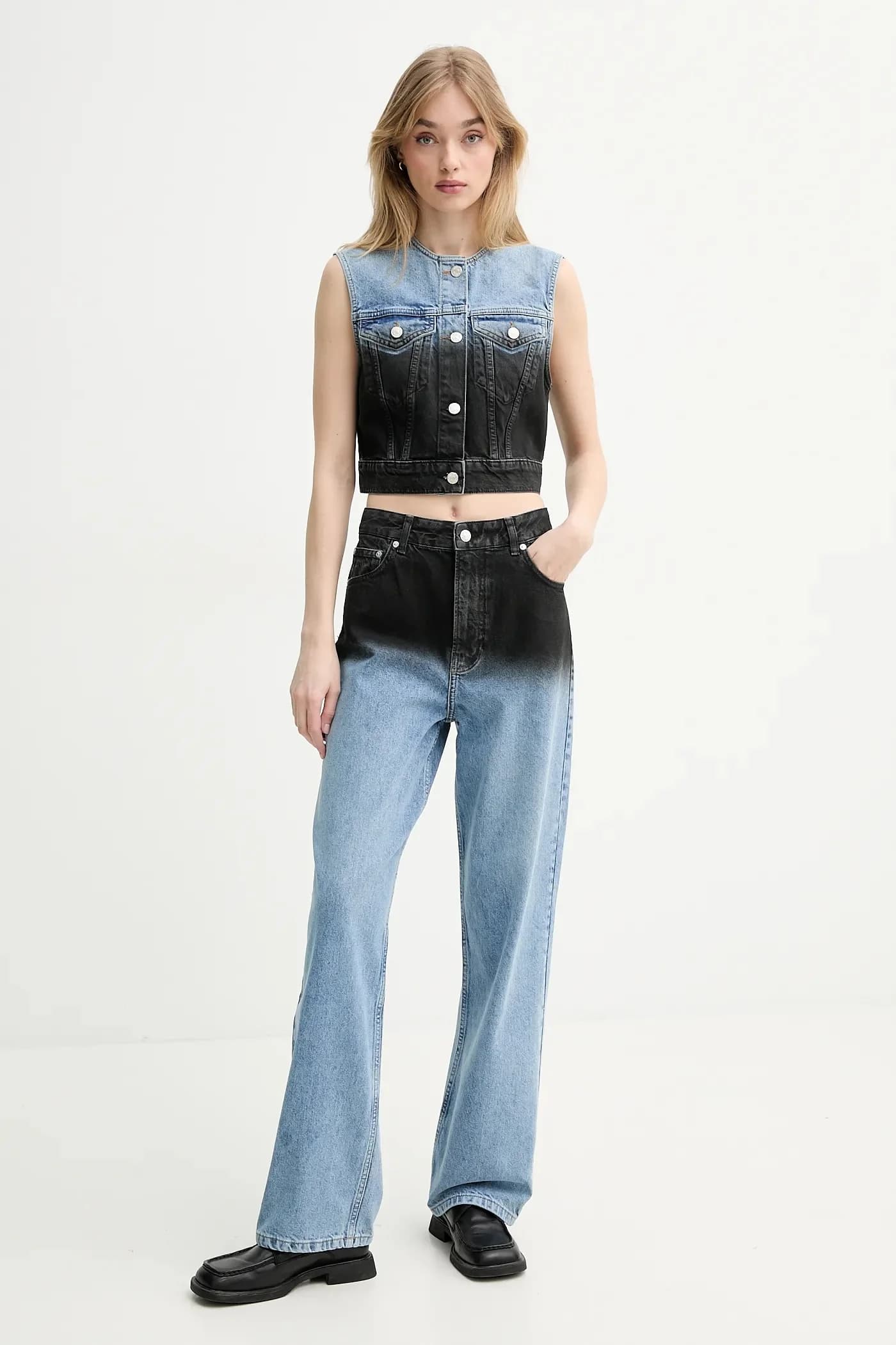 Хлопковые джинсы - фото 2