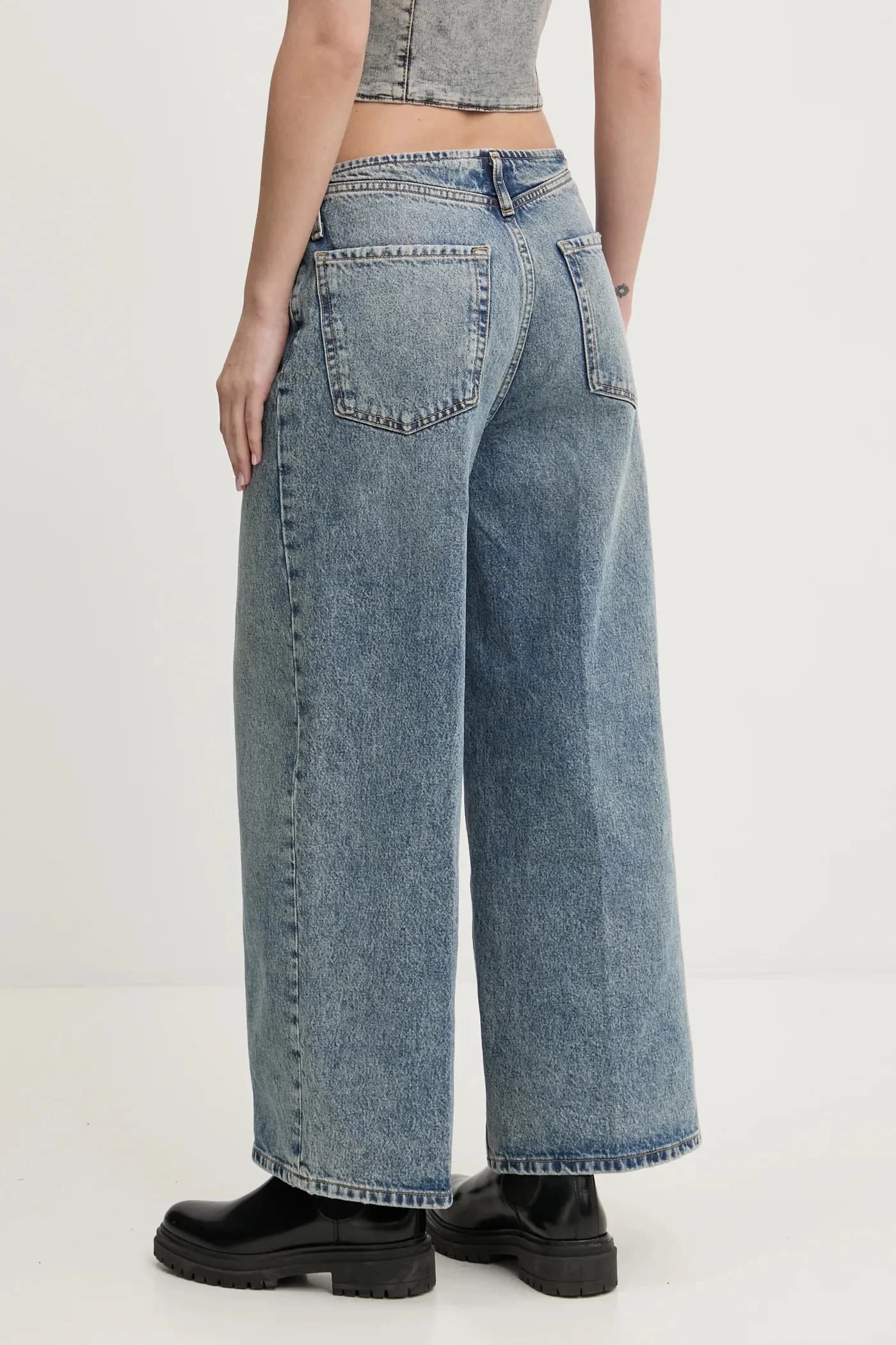 Джинсы - фото 3