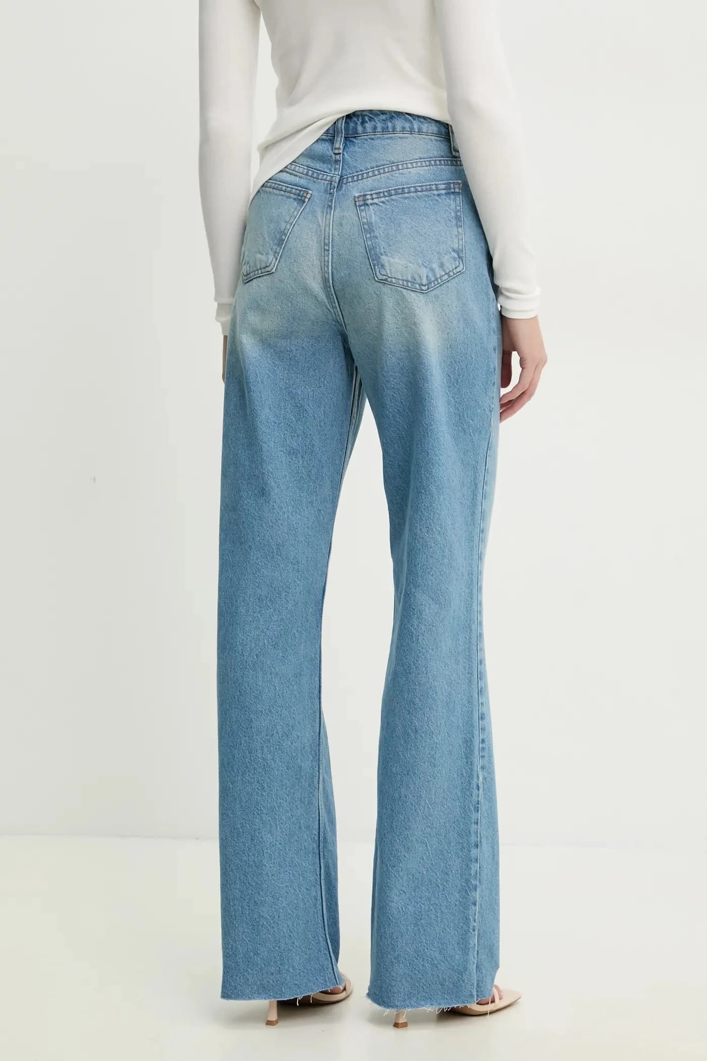 Джинсы - фото 3