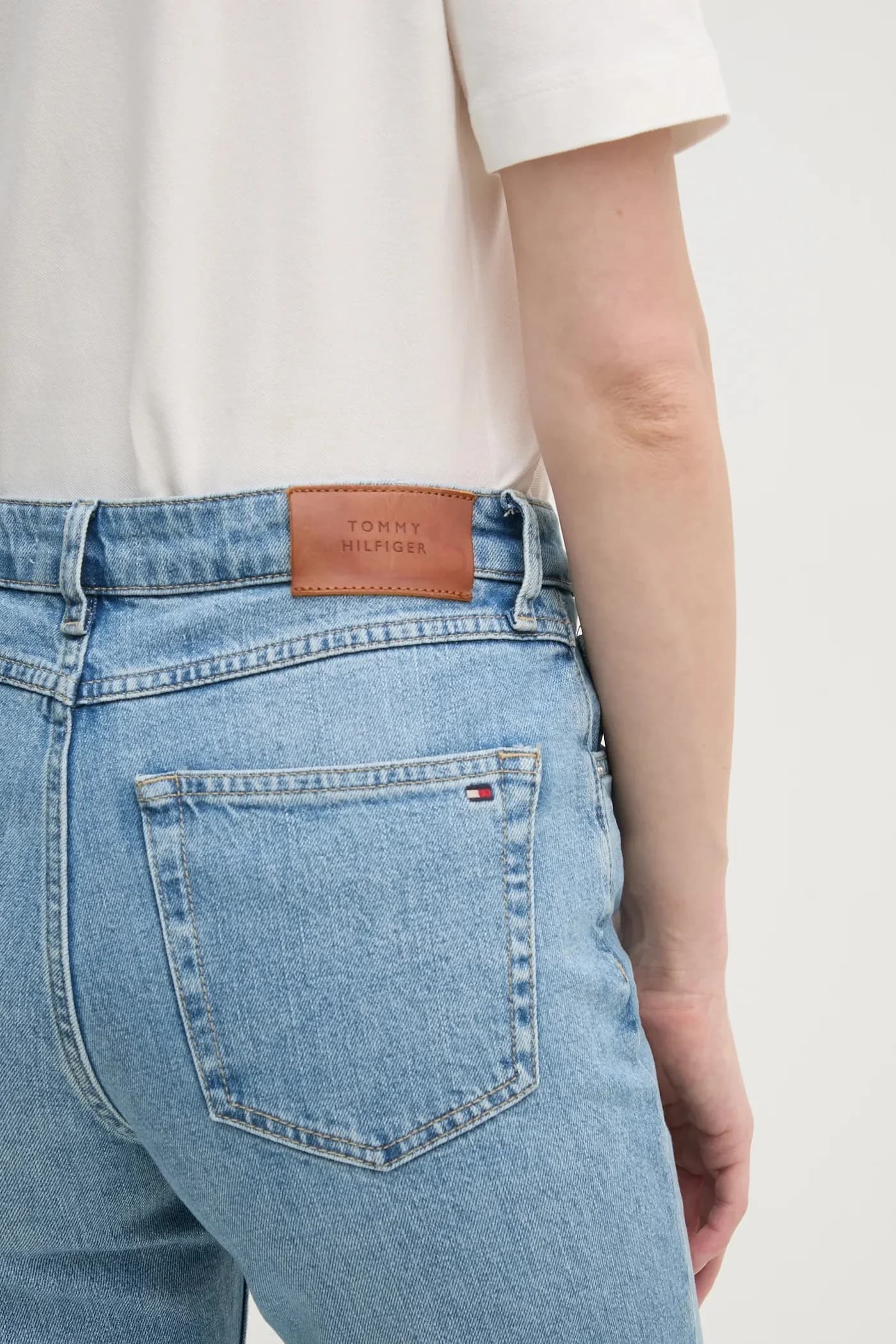 Хлопковые джинсы - фото 4