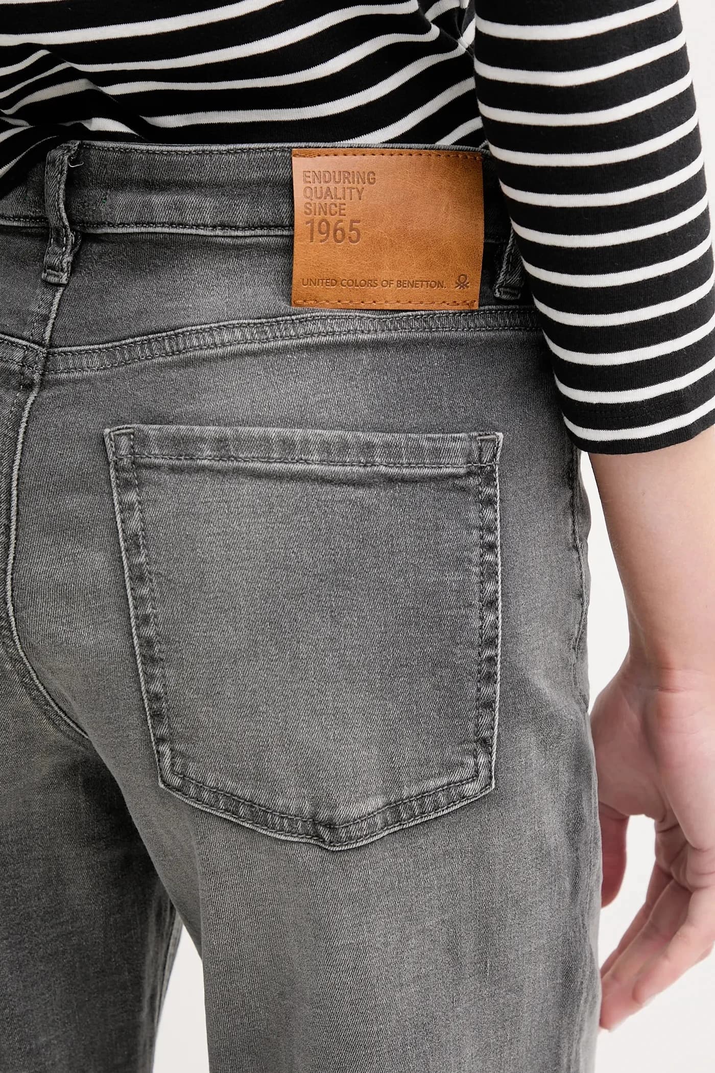 Джинсы United Colors of Benetton - фото 4