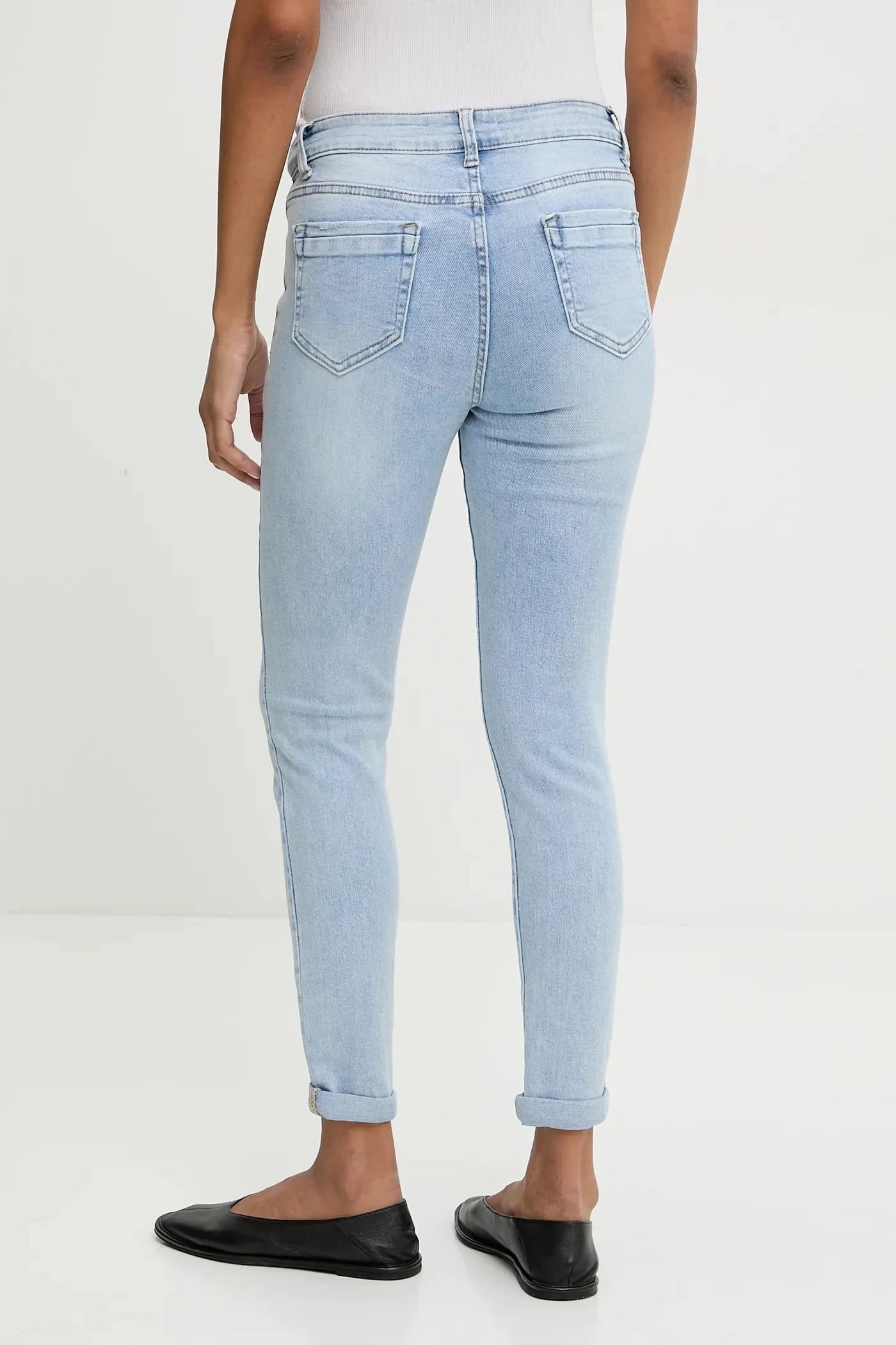 Джинсы - фото 3