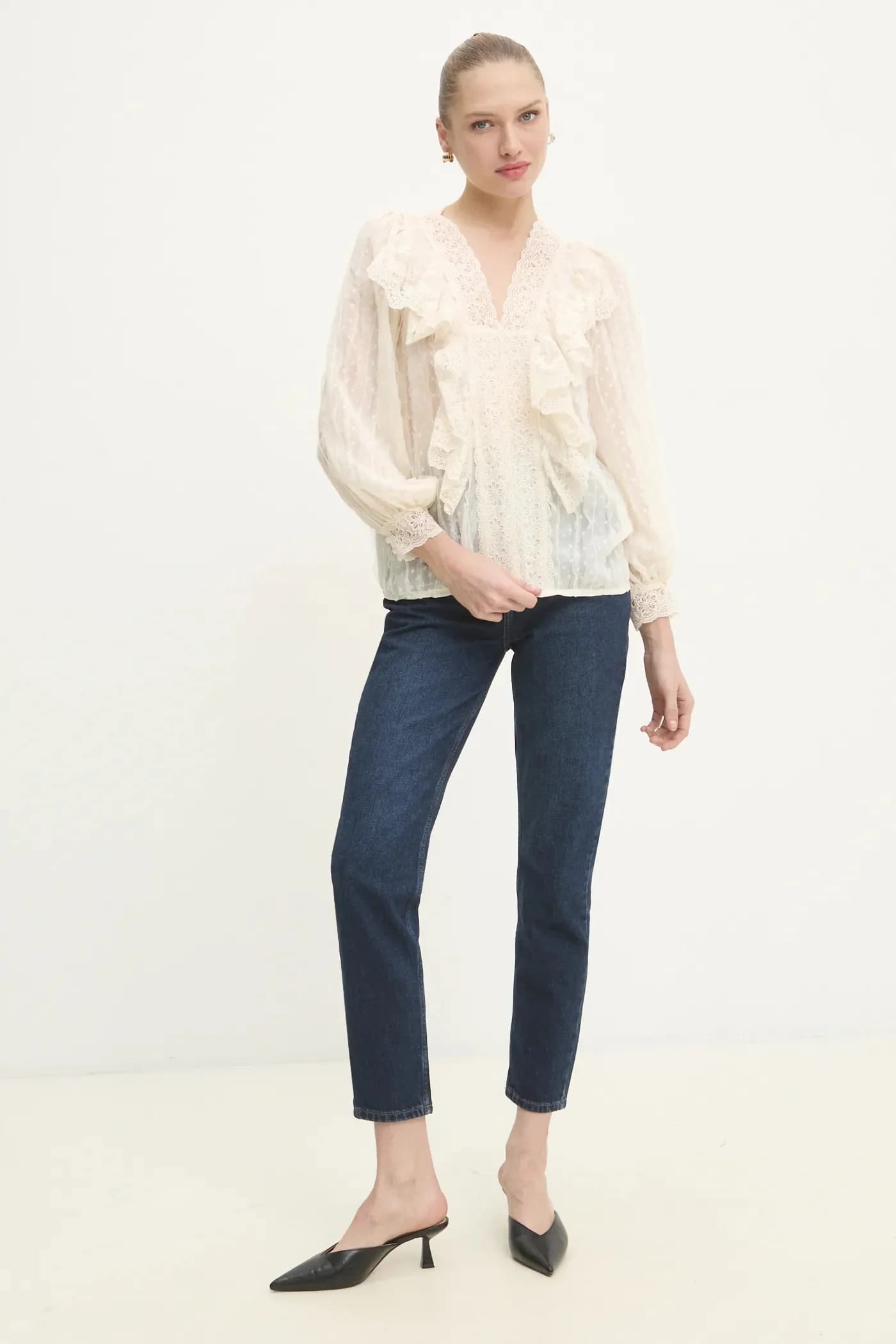 Джинсы - фото 2