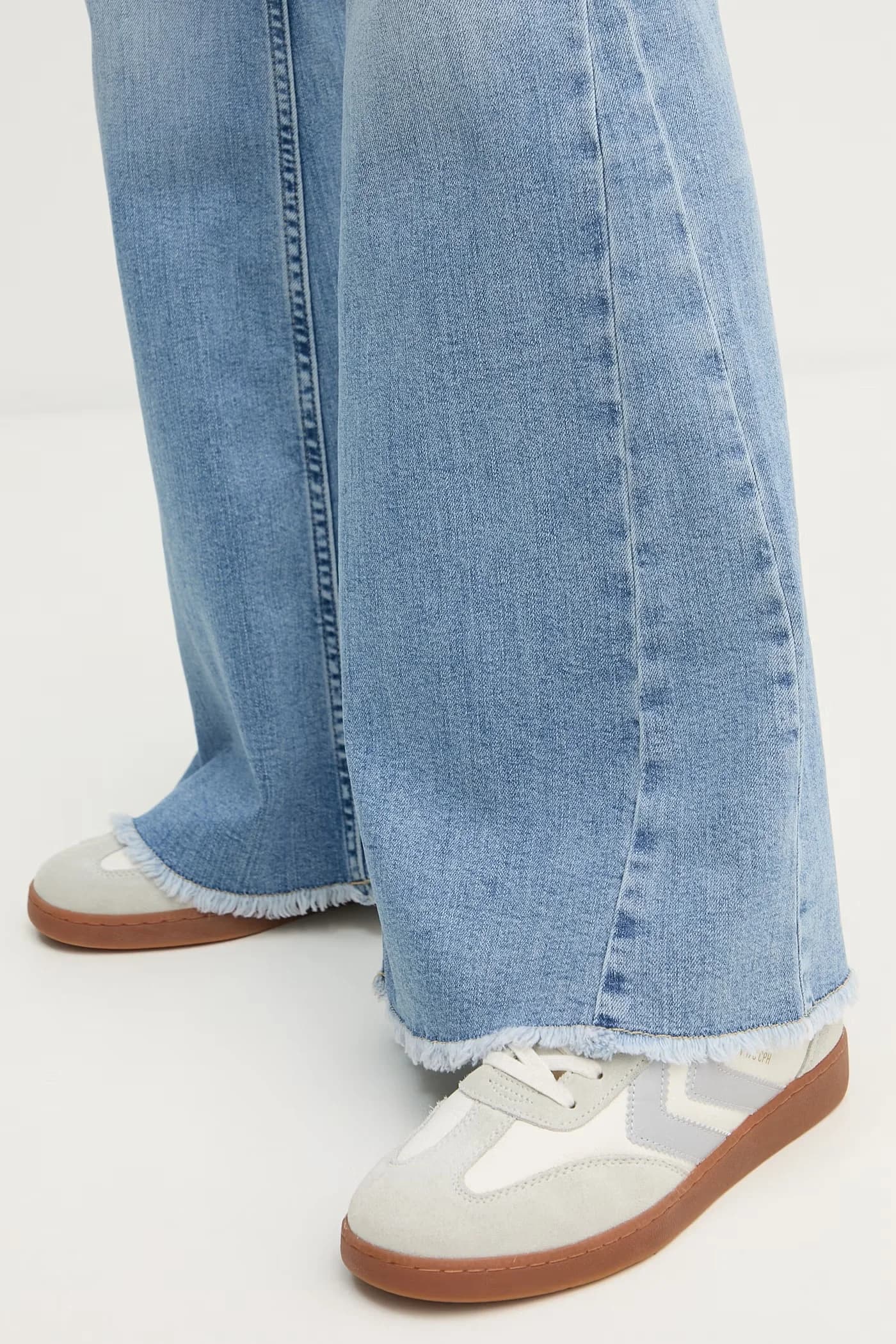 Джинсы - фото 4