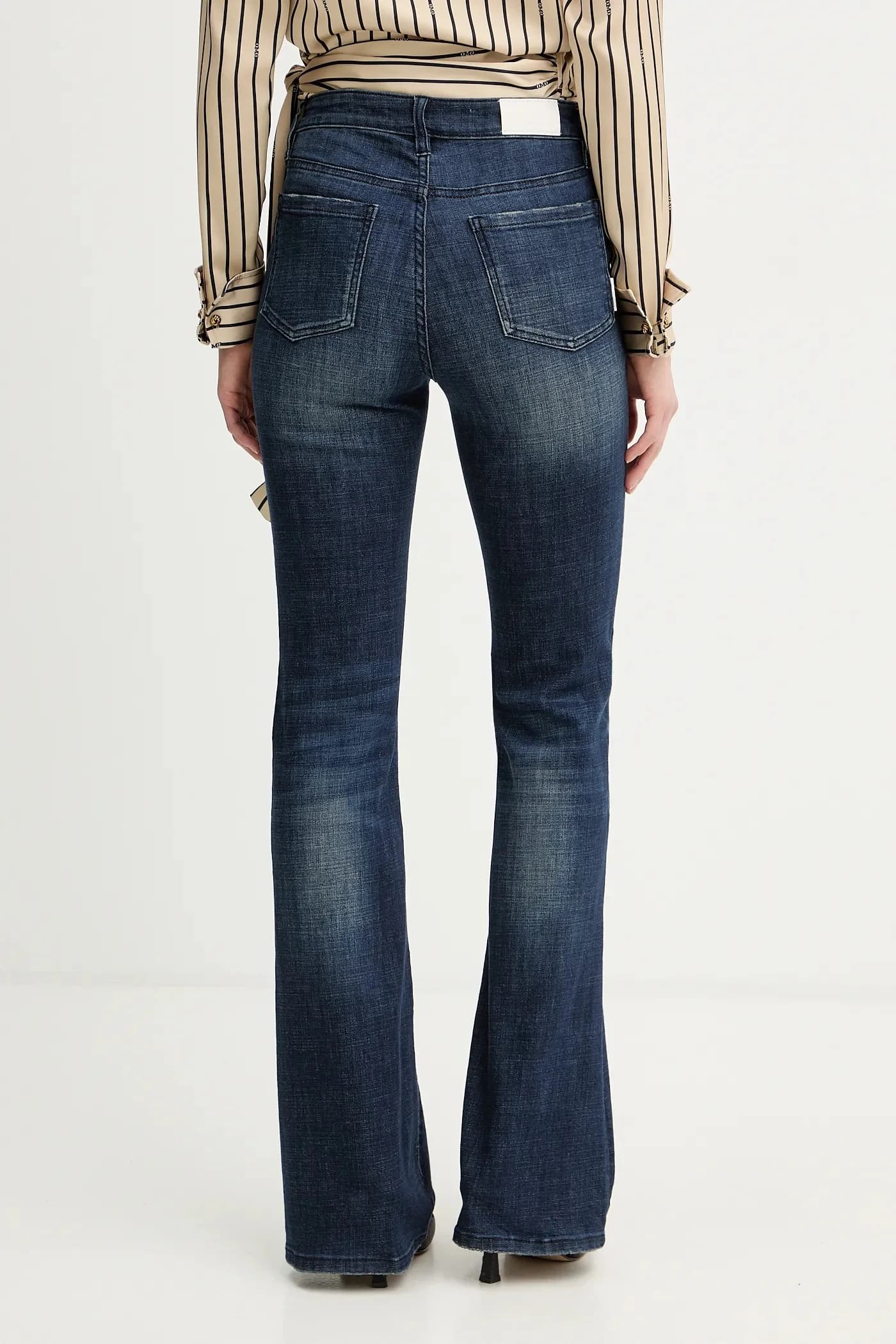 Джинсы - фото 3