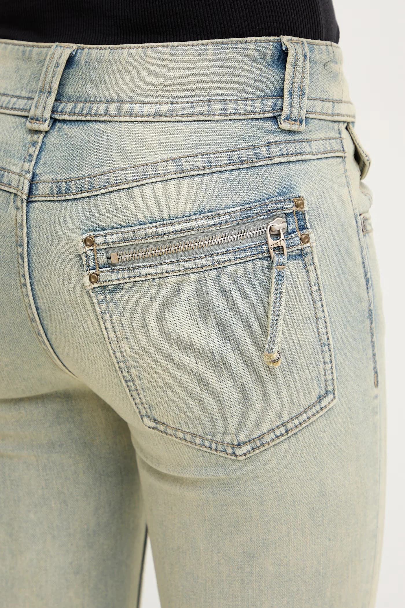 Джинсы - фото 4