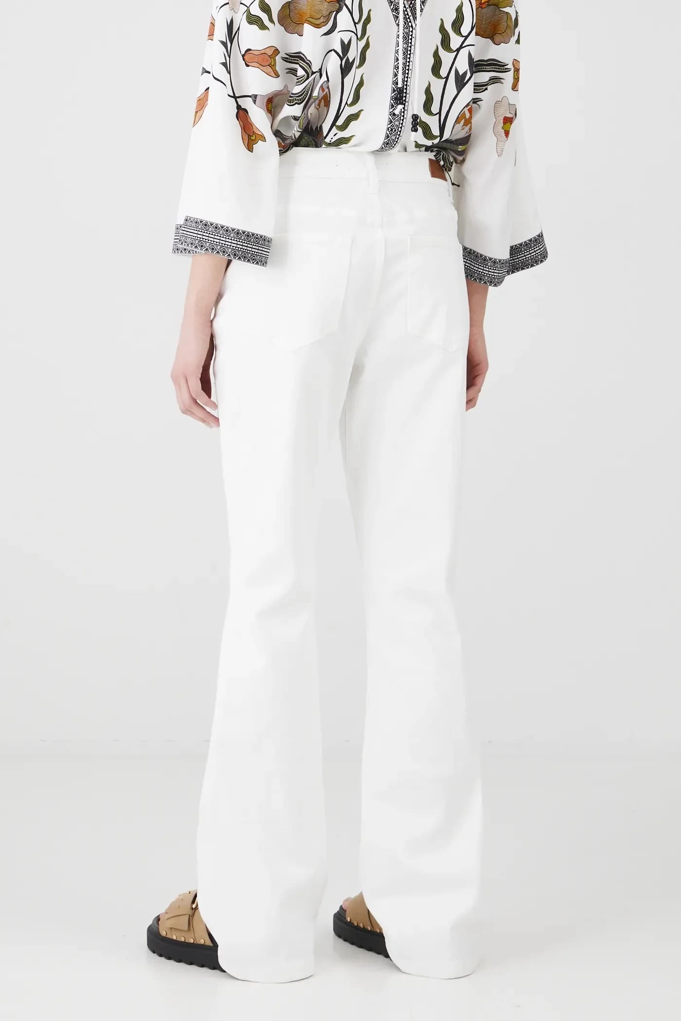 Джинсы - фото 3