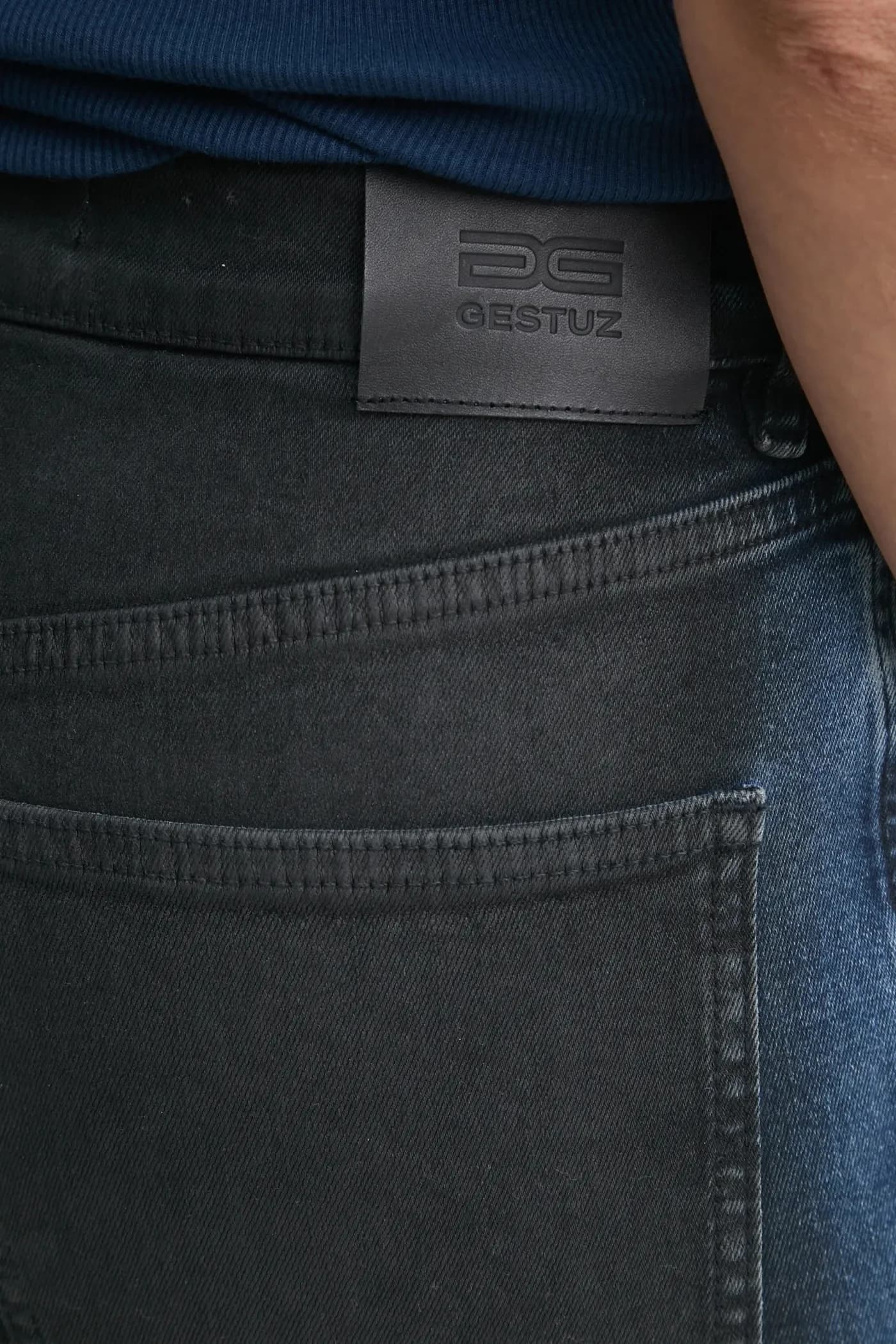 Джинсы - фото 5