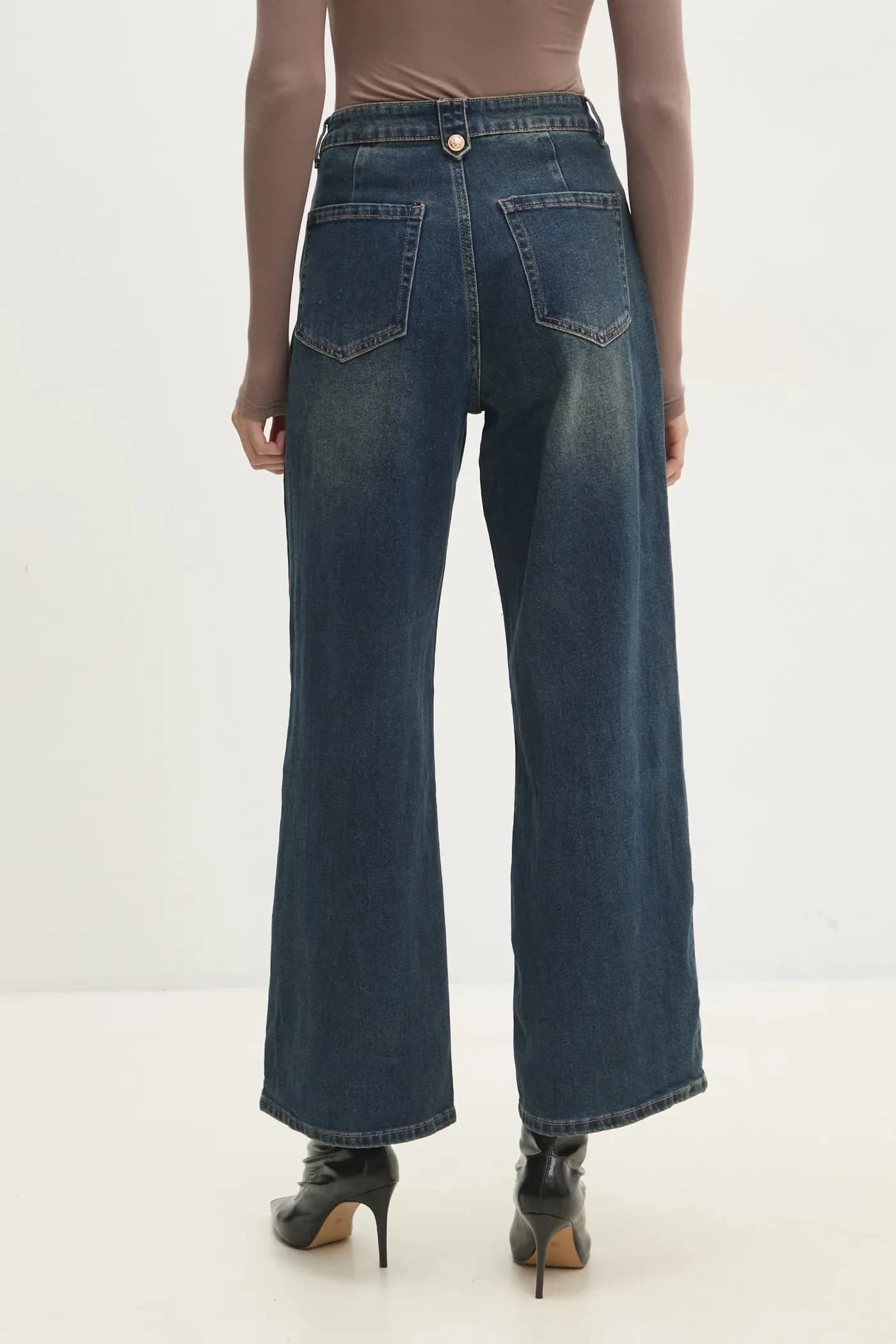 Джинсы - фото 3