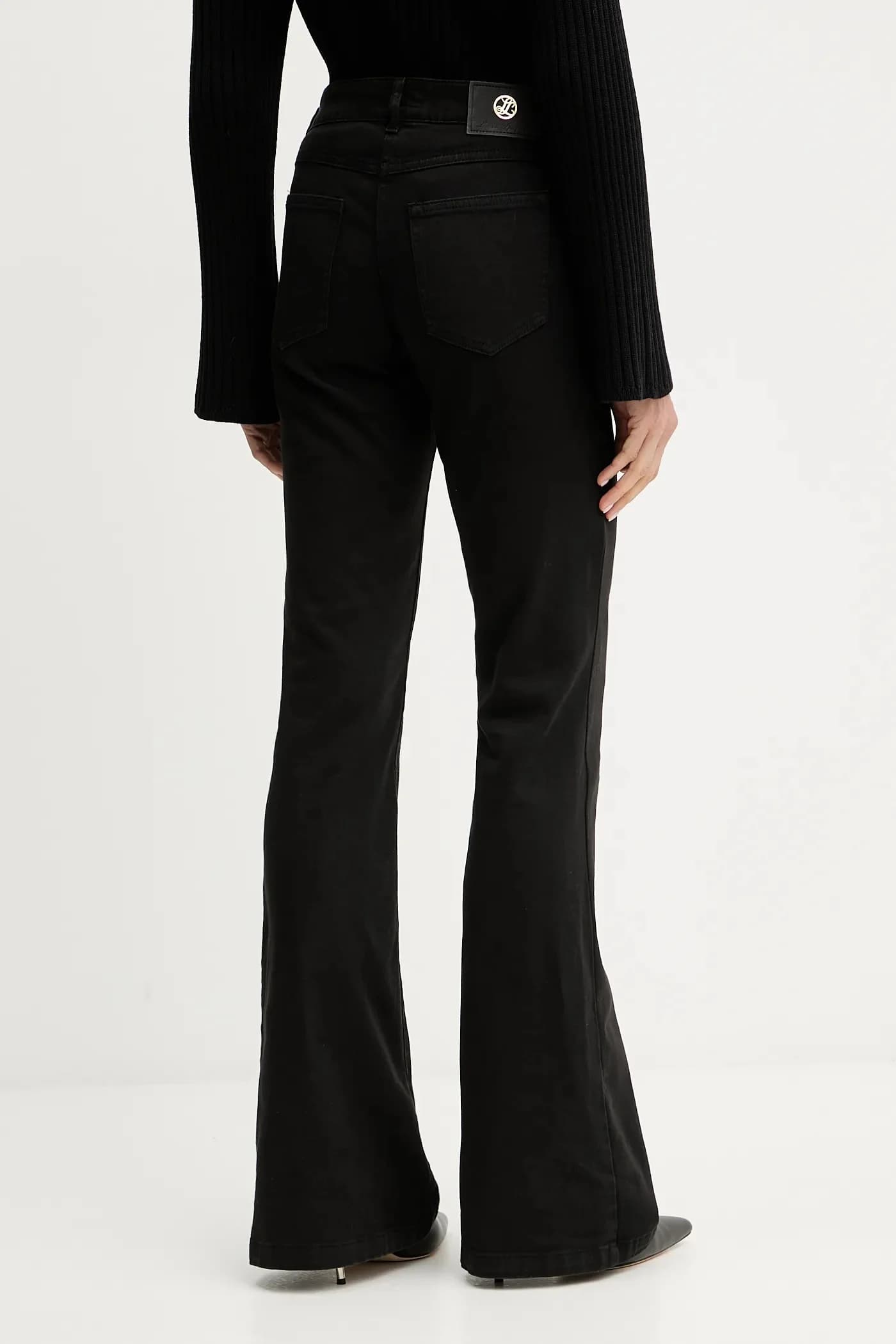 Джинсы - фото 3