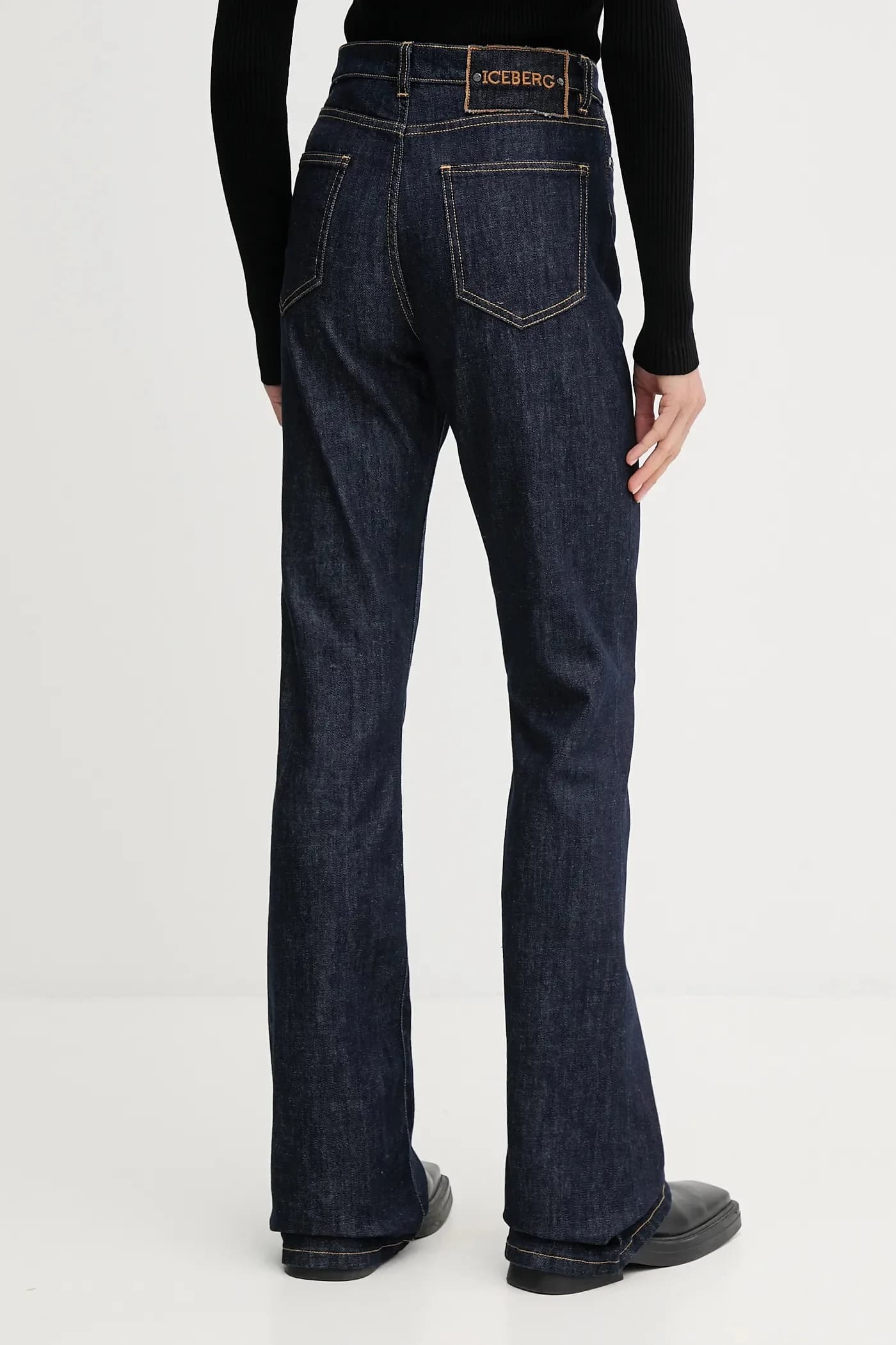 Джинсы - фото 3