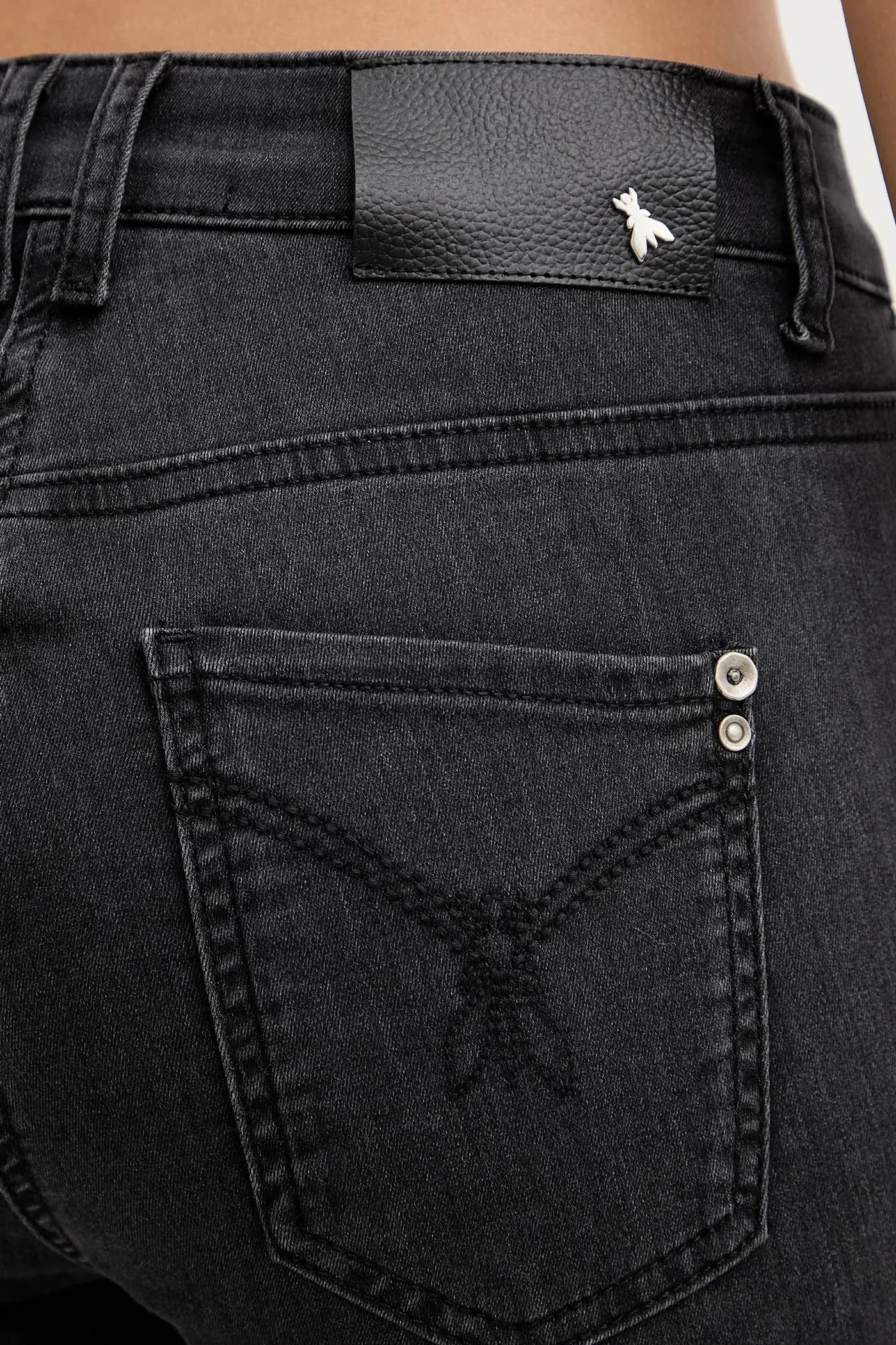 Джинсы - фото 4