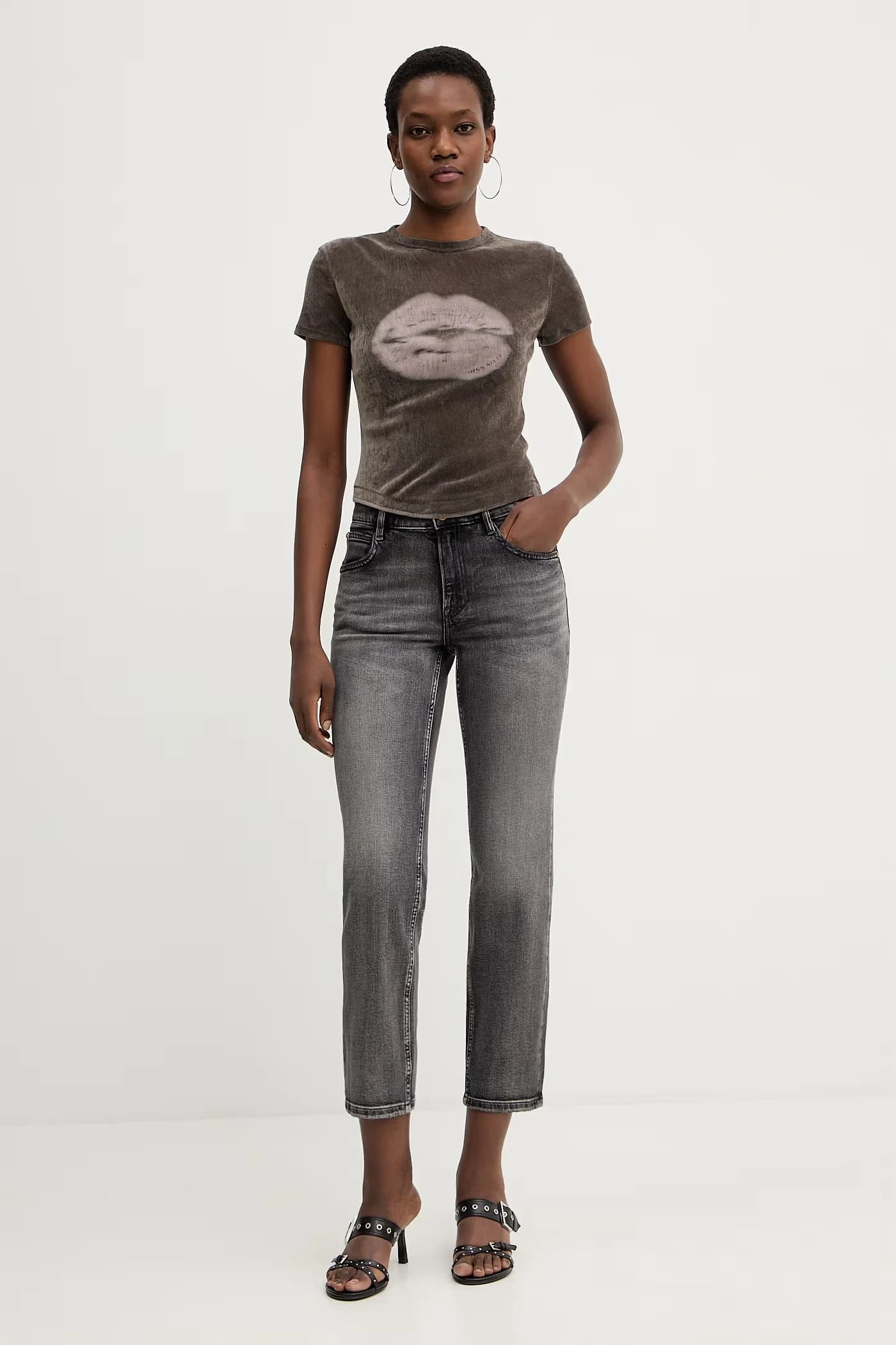 Джинсы - фото 2